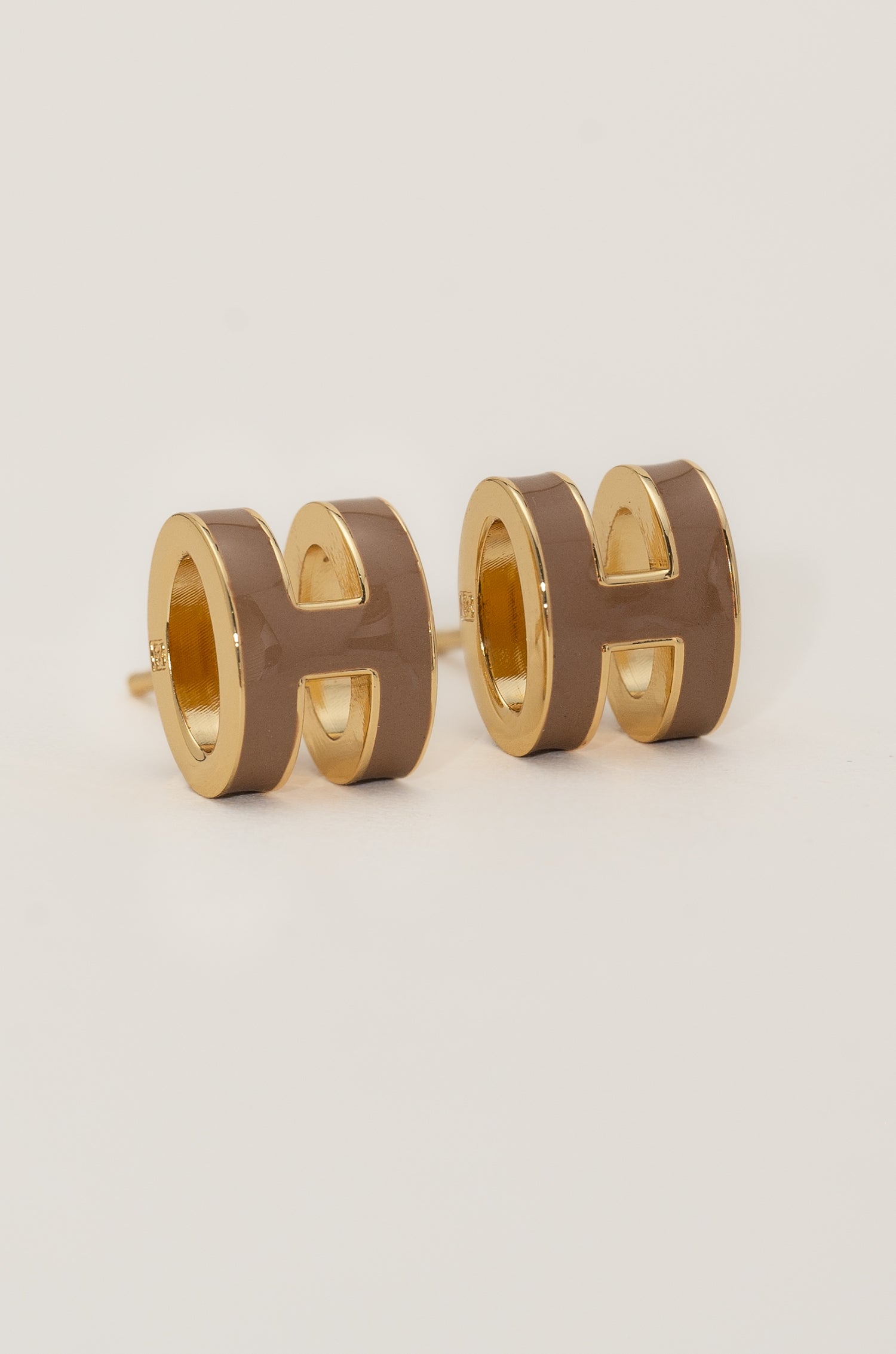 Brown Barrel Luxe Hermie Studs
