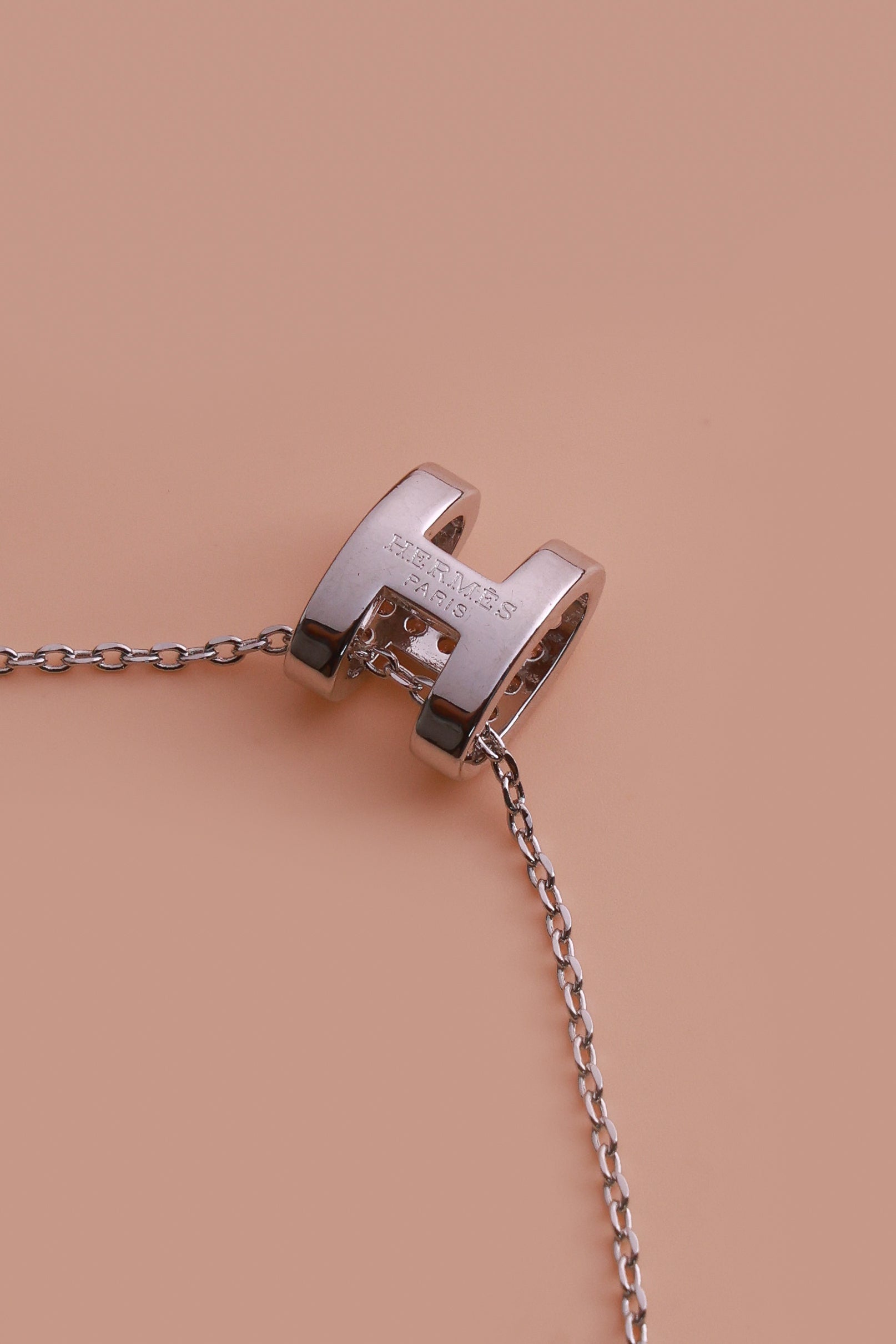 Starlit Barrel Luxe Hermie Neckchain