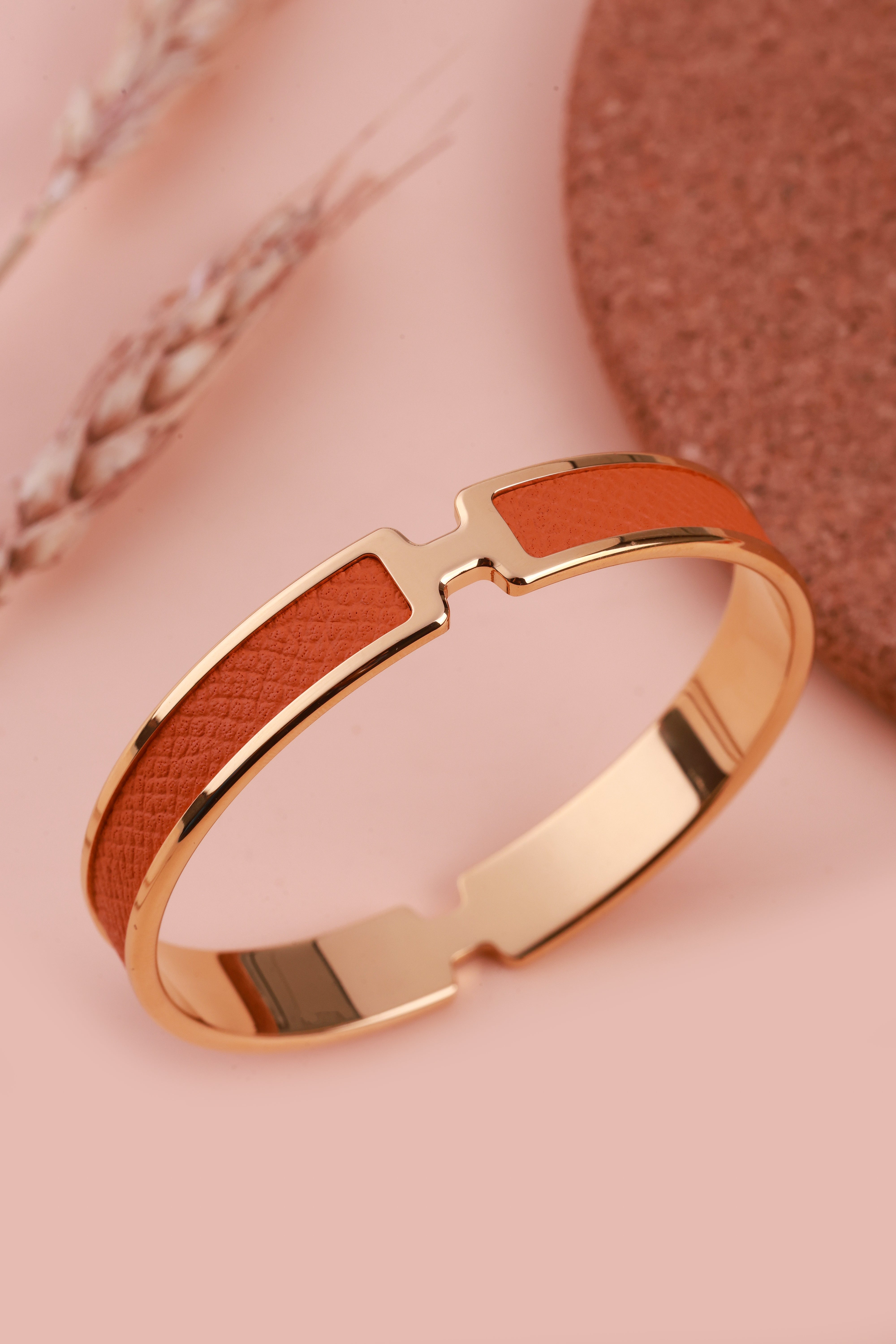 Vivid Amberwood Bangle