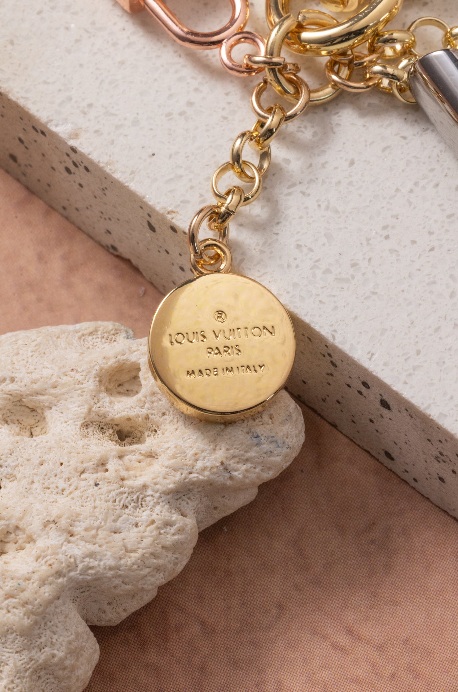 Medley Golden Elvy Bag Charm