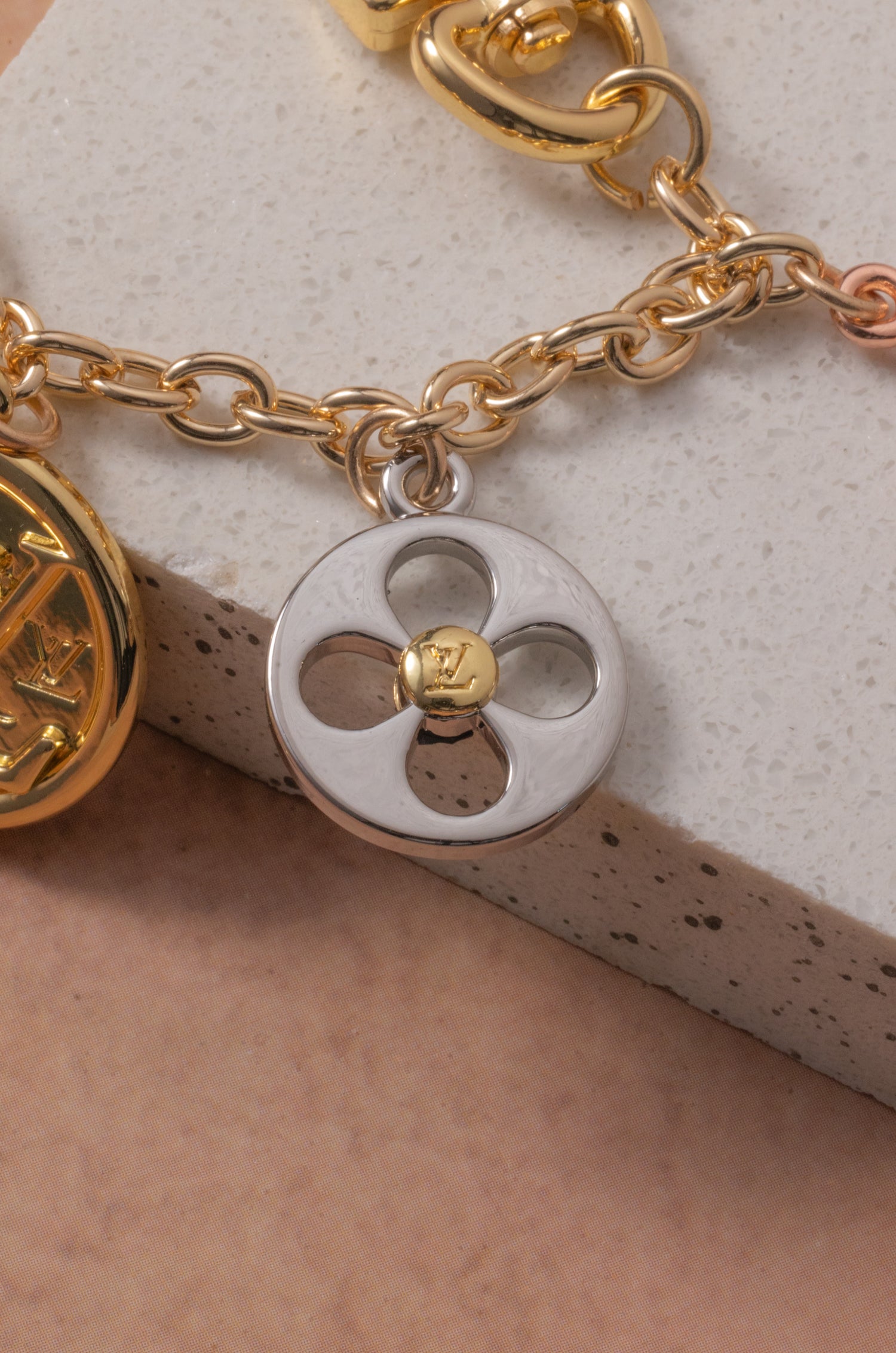 Golden Petal Elvy Bag Charm