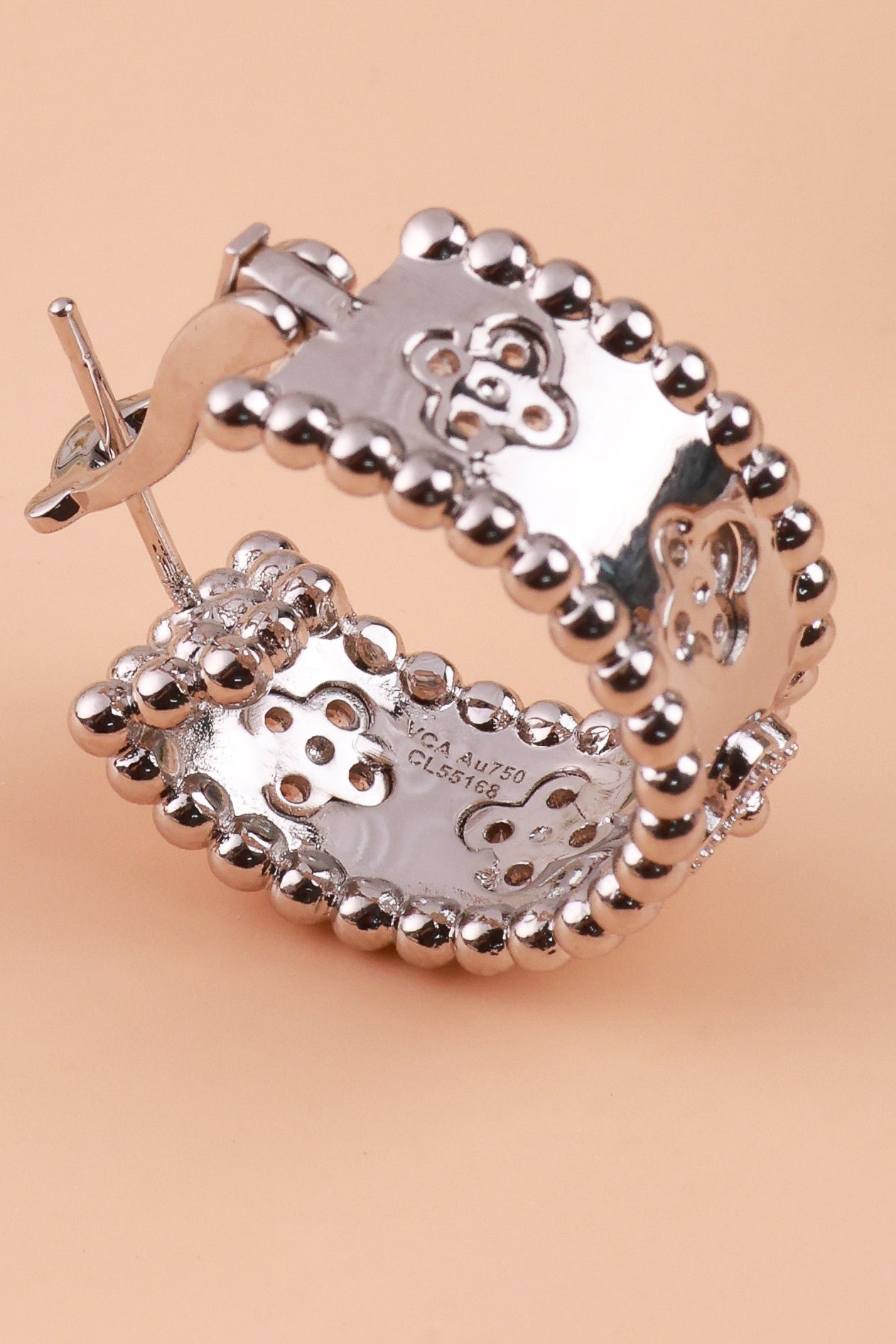 Moonlit Silver Van Chief Studs