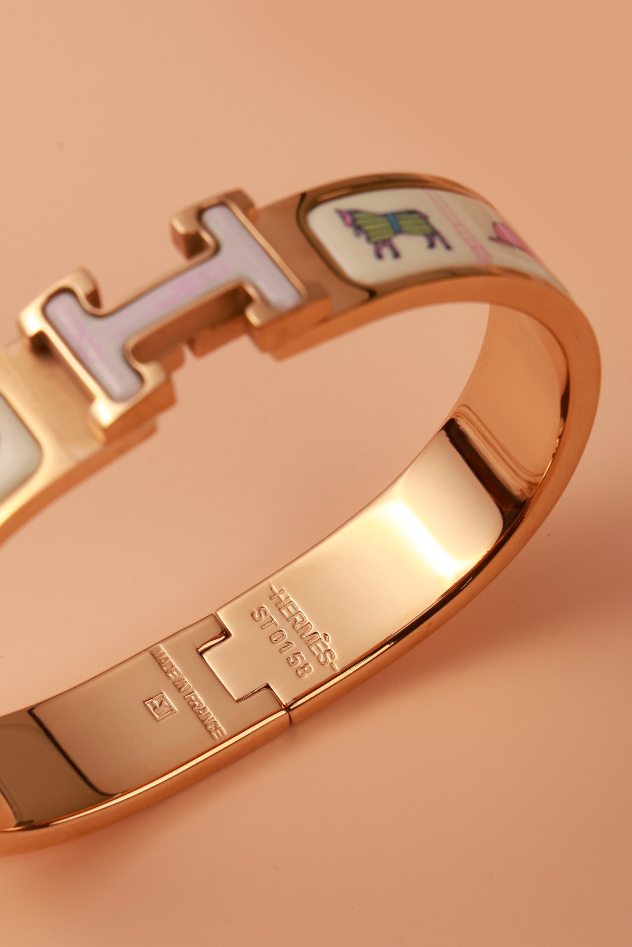 Beige Pattern Royal Maze Bracelet