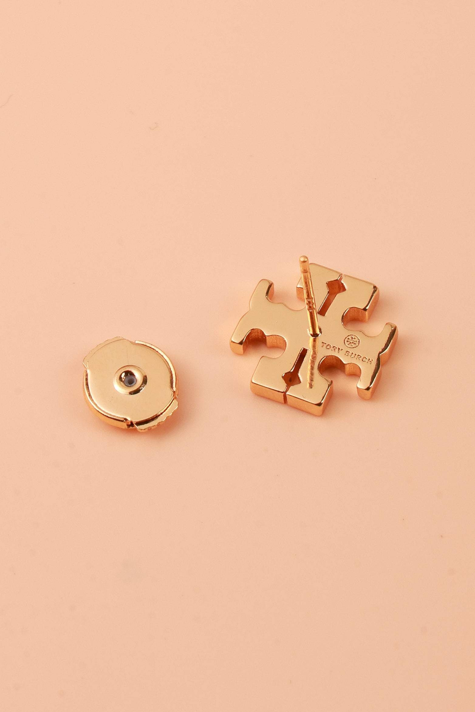 Monochrome White Glam Tori Bunch Studs