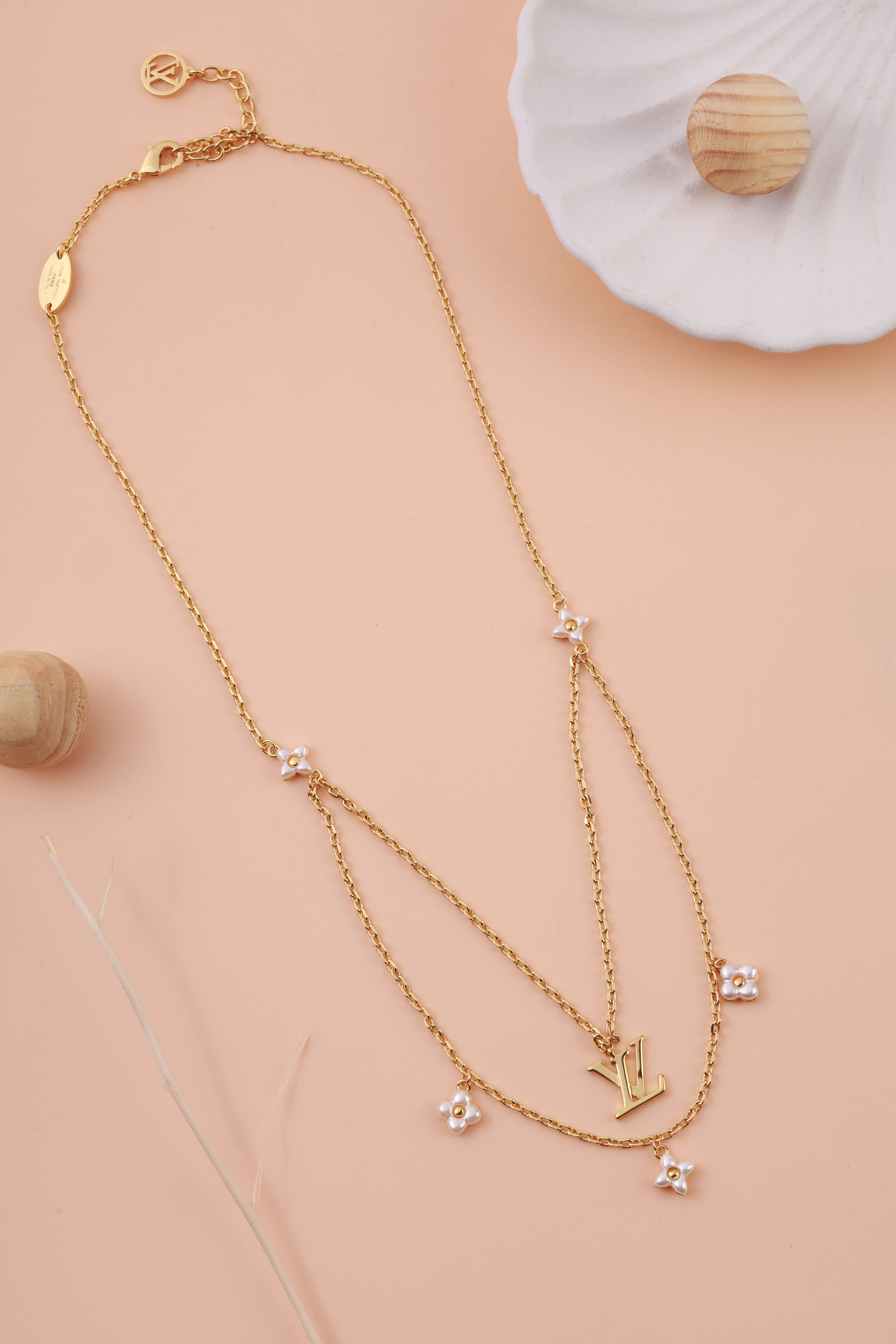 Gleamia Golden Elvy Neckchain