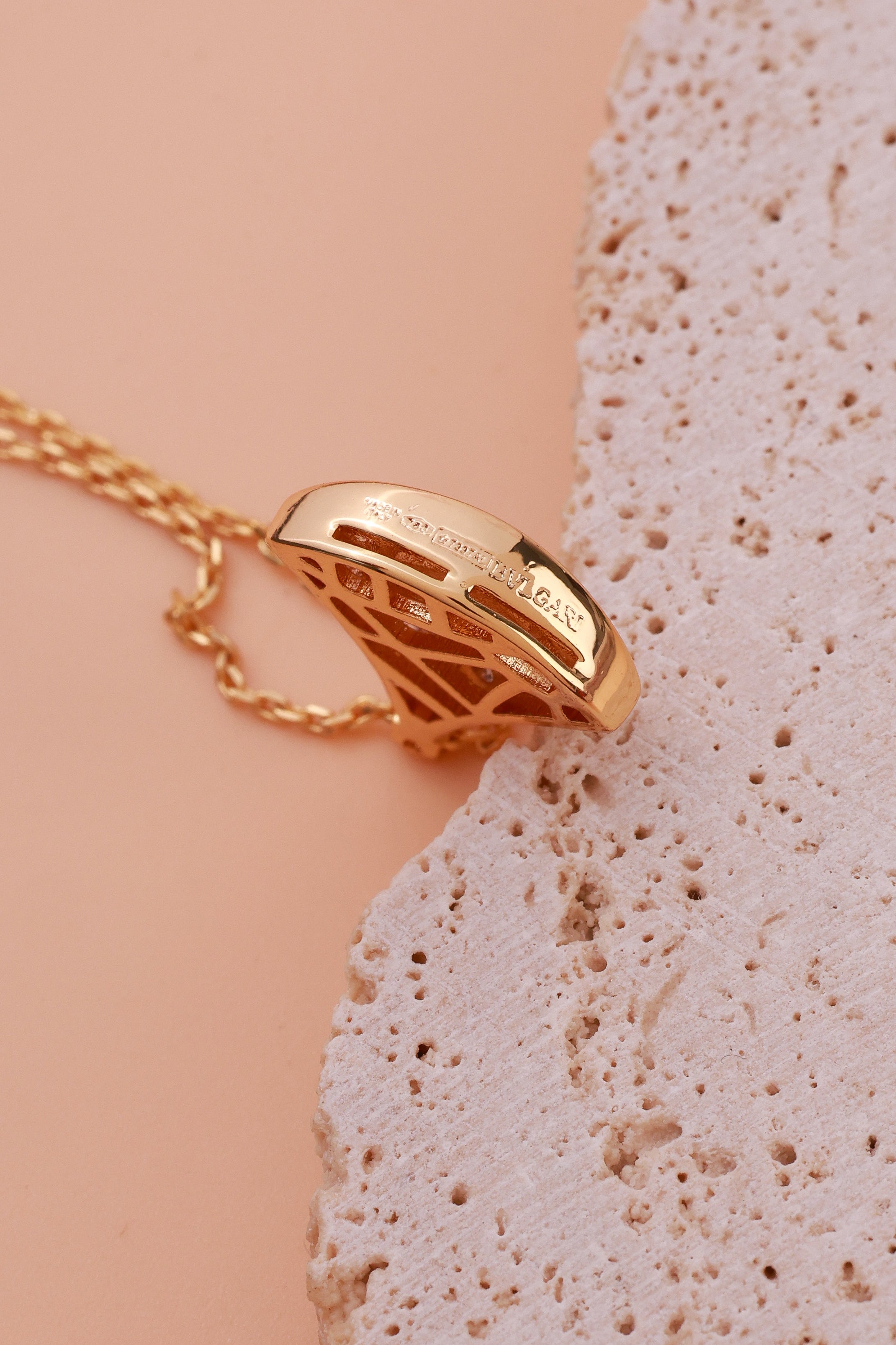 Gold Gleam Bulgaree Neckchain