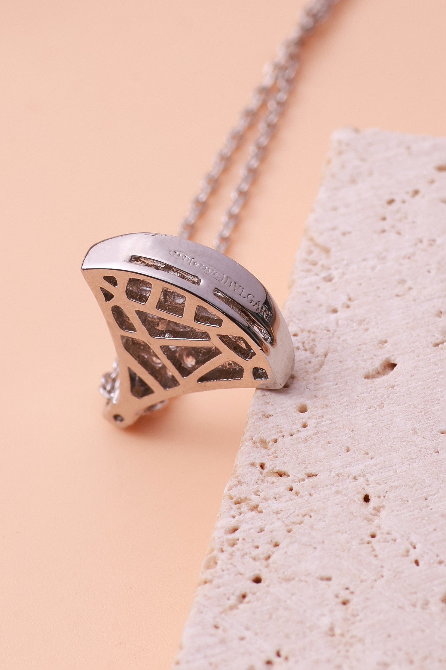 Silver Gleam Bulgaree Neckchain