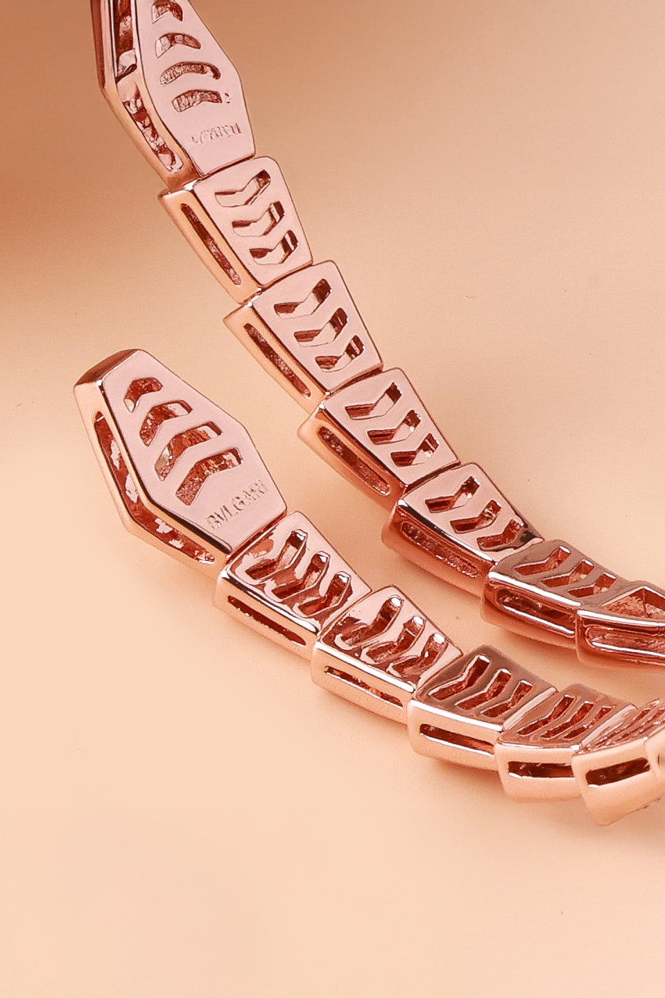 Rose Pink Gleam Bulgaree Bracelet