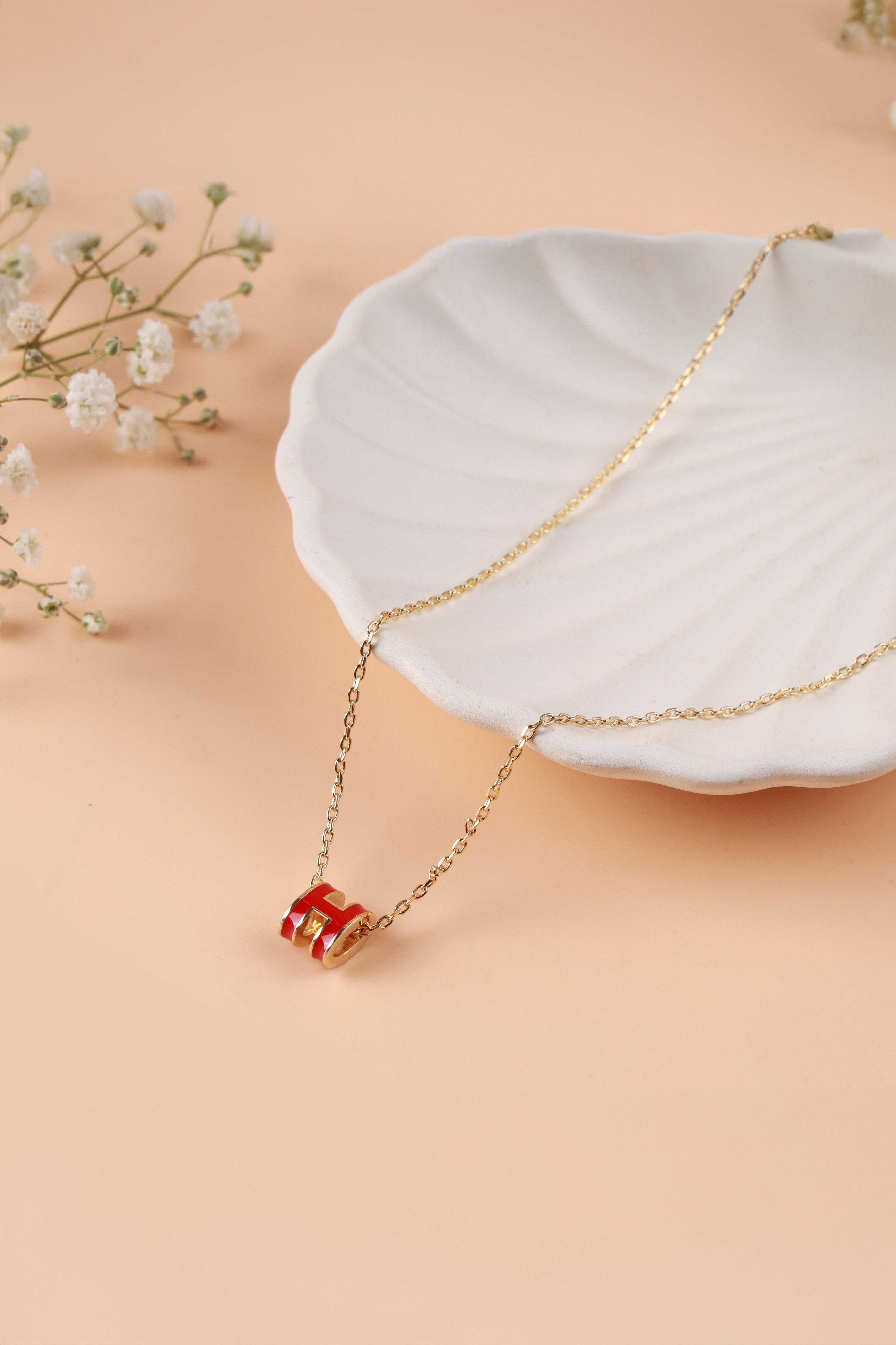 Crimson Red Barrel Luxe Hermie Neckchain