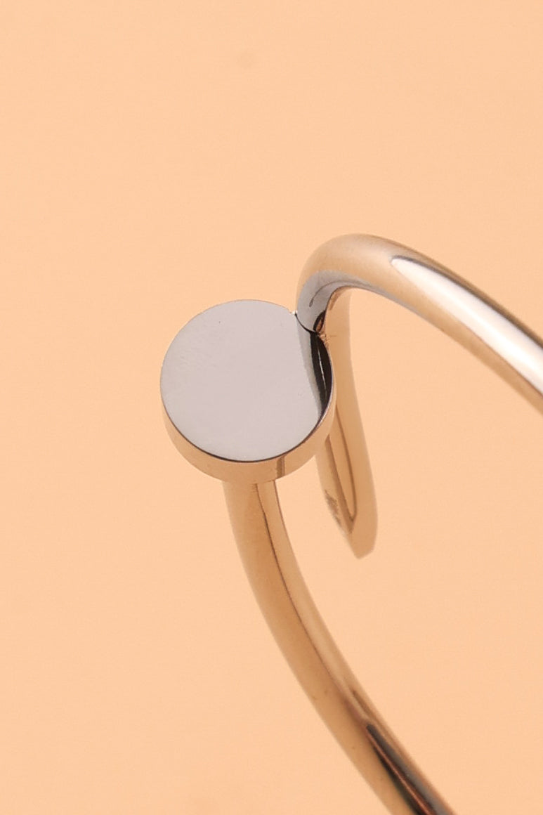 Dream Curve Bracelet