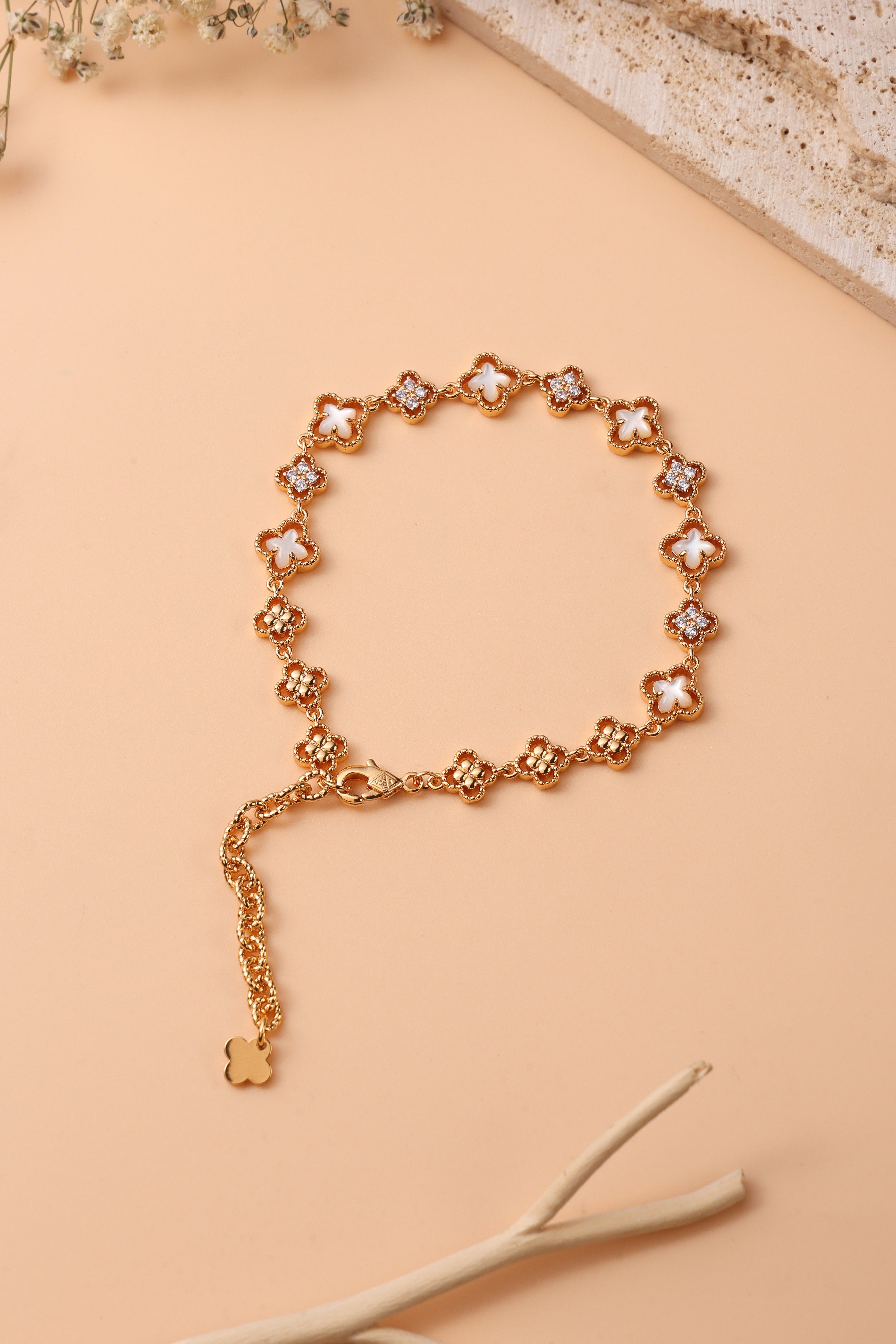 Artistic Glow Bracelet