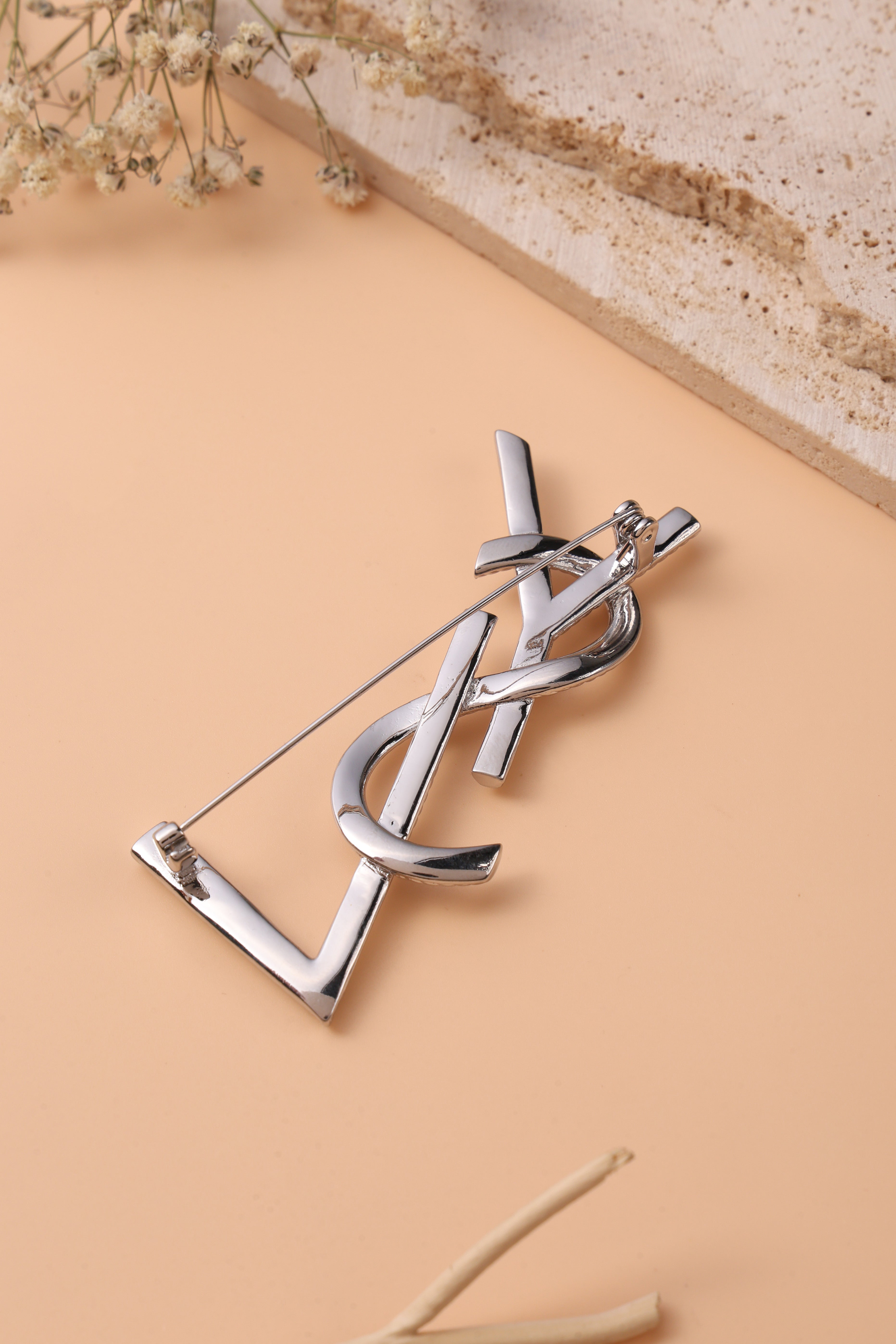 Lunar Curve Brooch