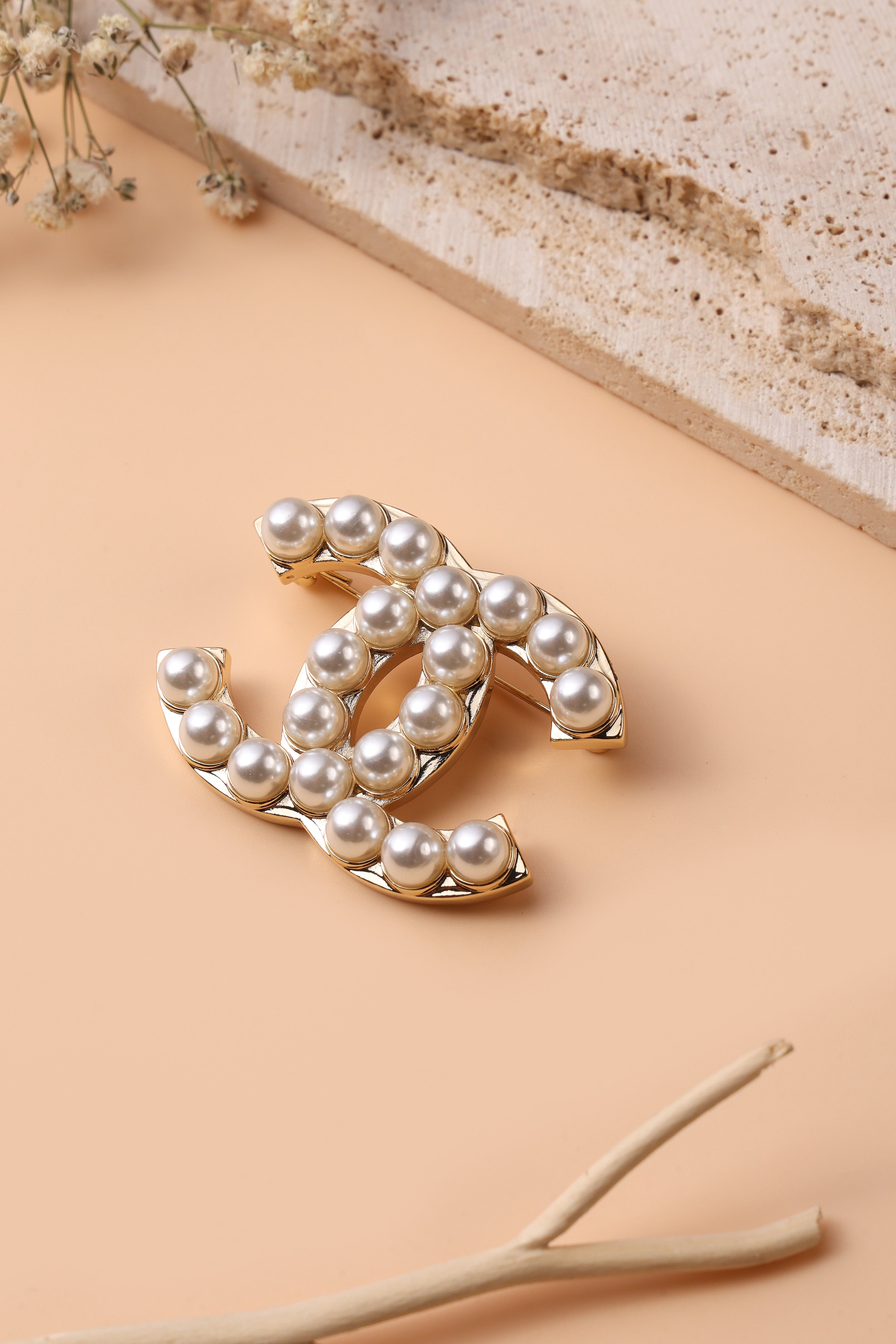Snow Petal Brooch