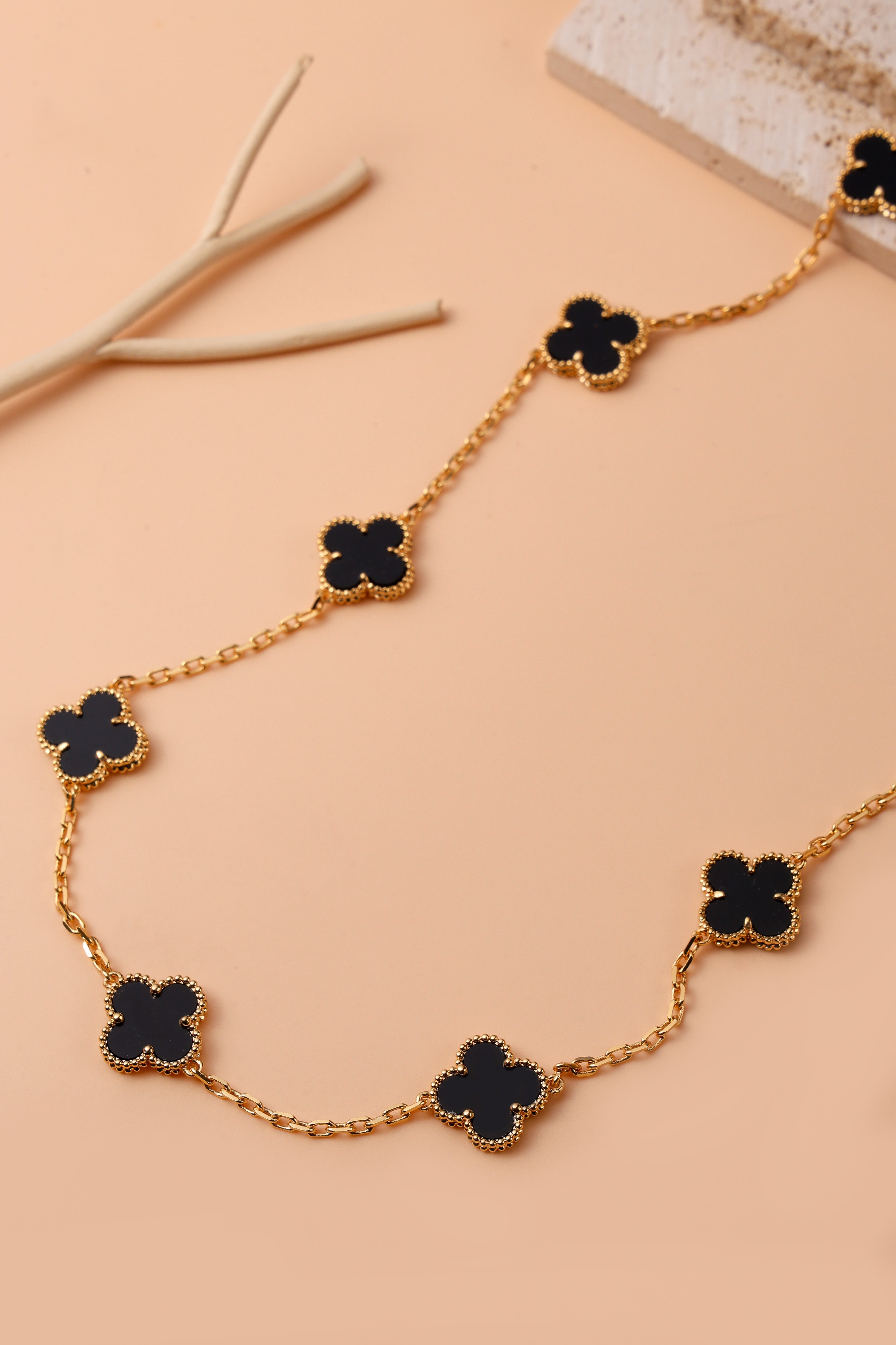 Night Glow Neckchain