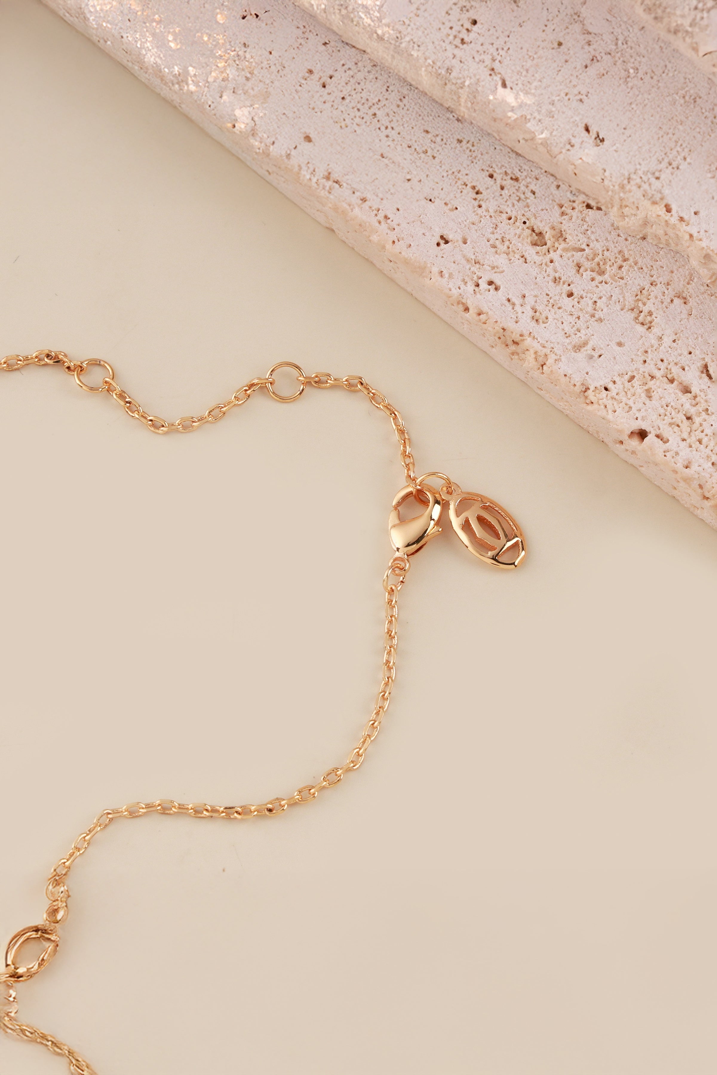 Black Quarter Celone Neckchain