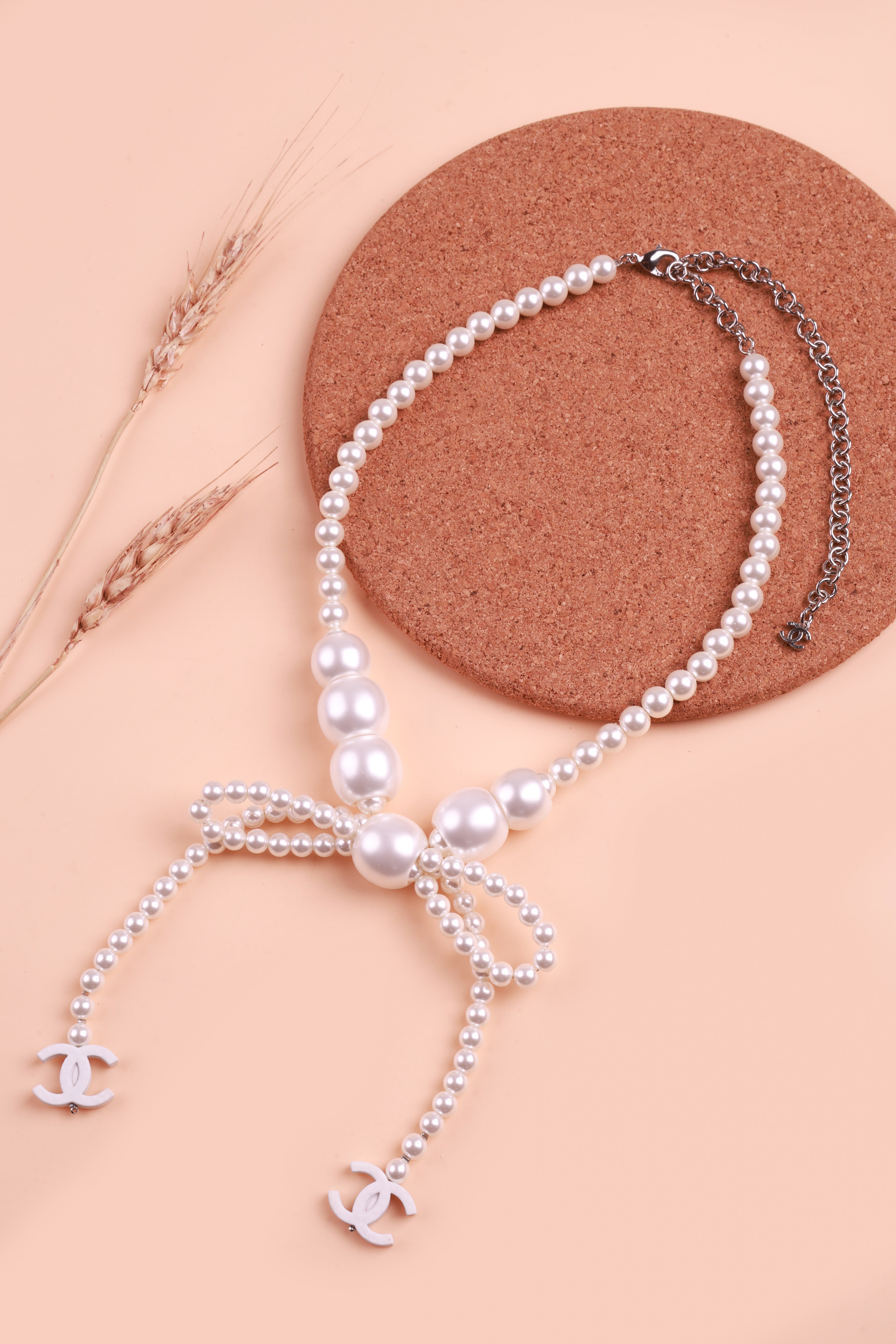 Dreamy Drape Shanel Neckchain