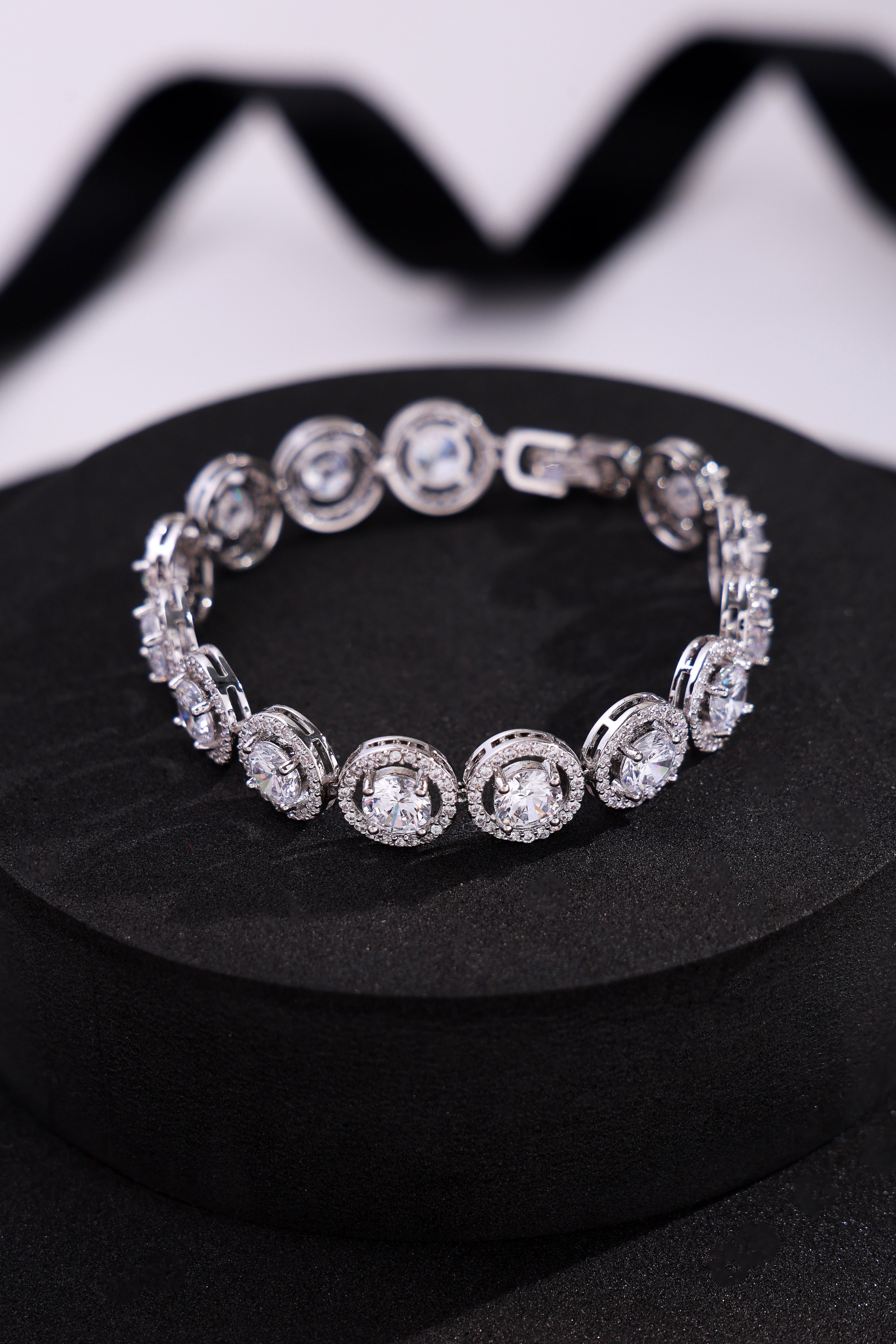 Lunaris Glow Bracelet