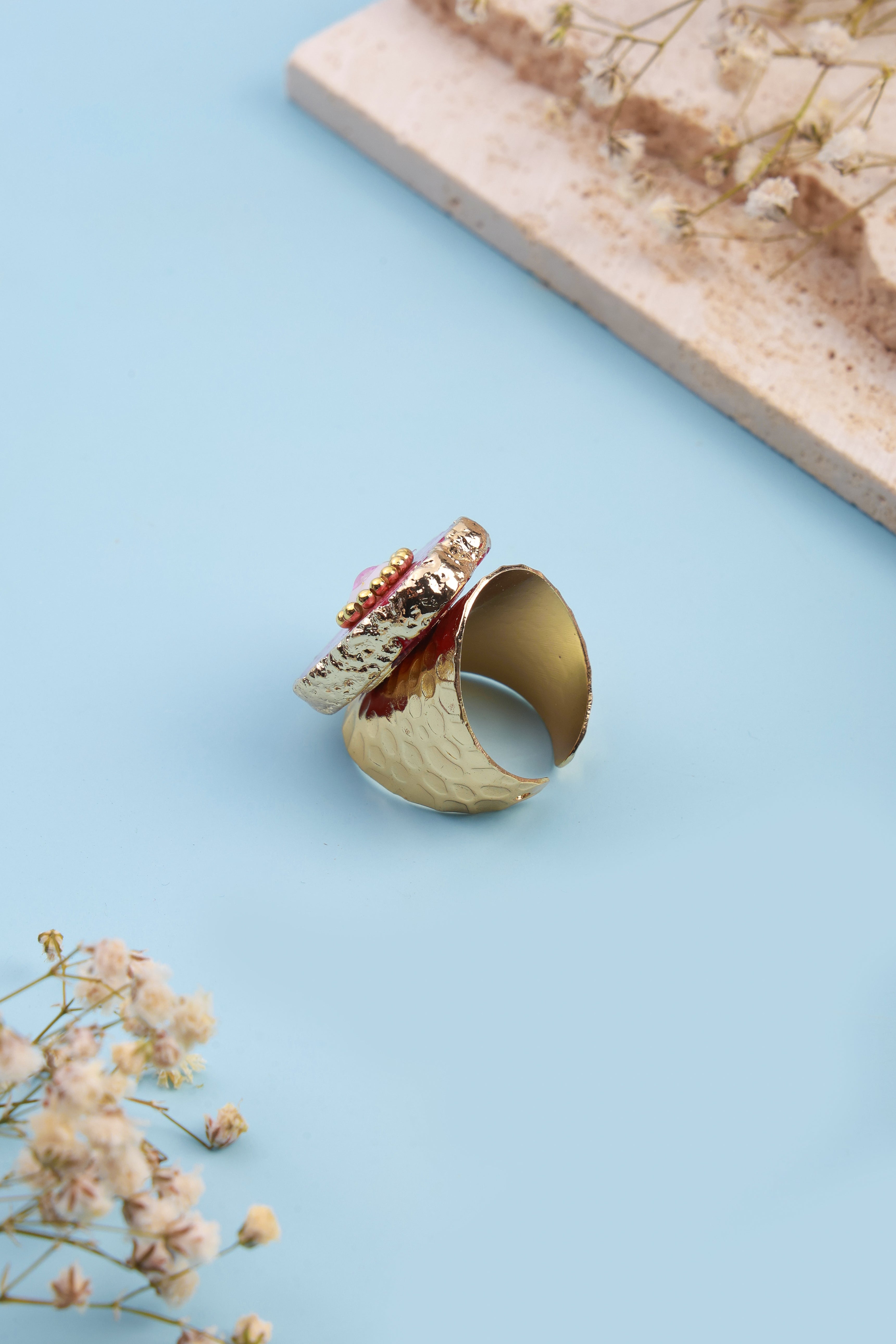 Eyedra Dark Red Ring