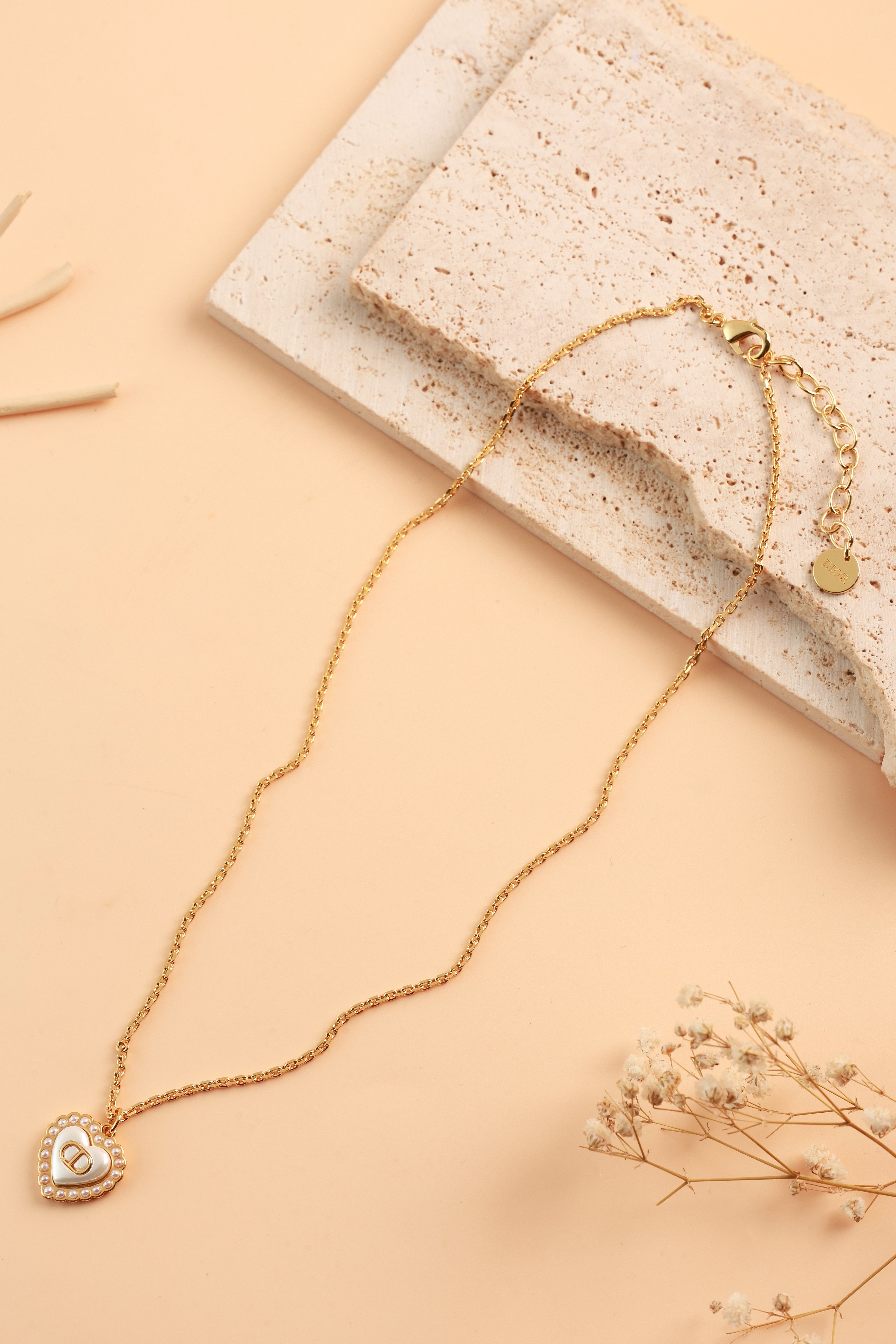 Amber Glow Neckchain