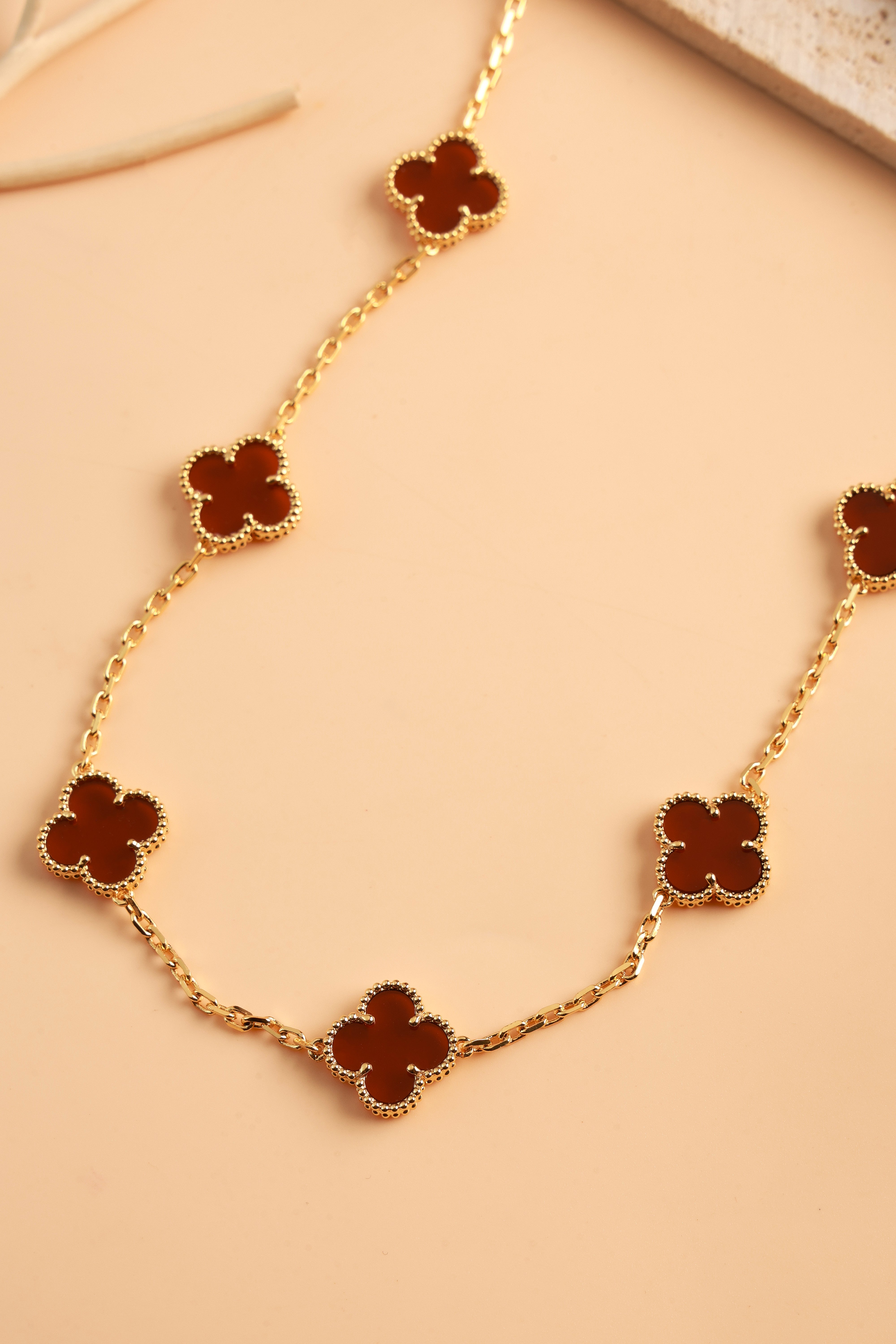 Warm Reflection Neckchain