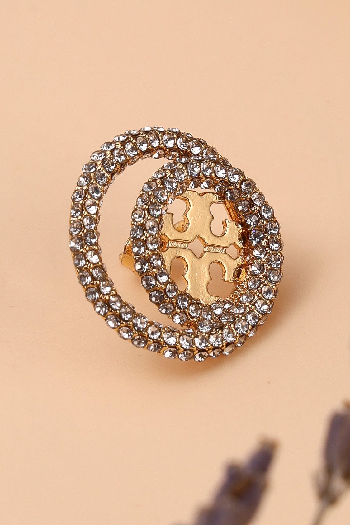 Bellamy Studs