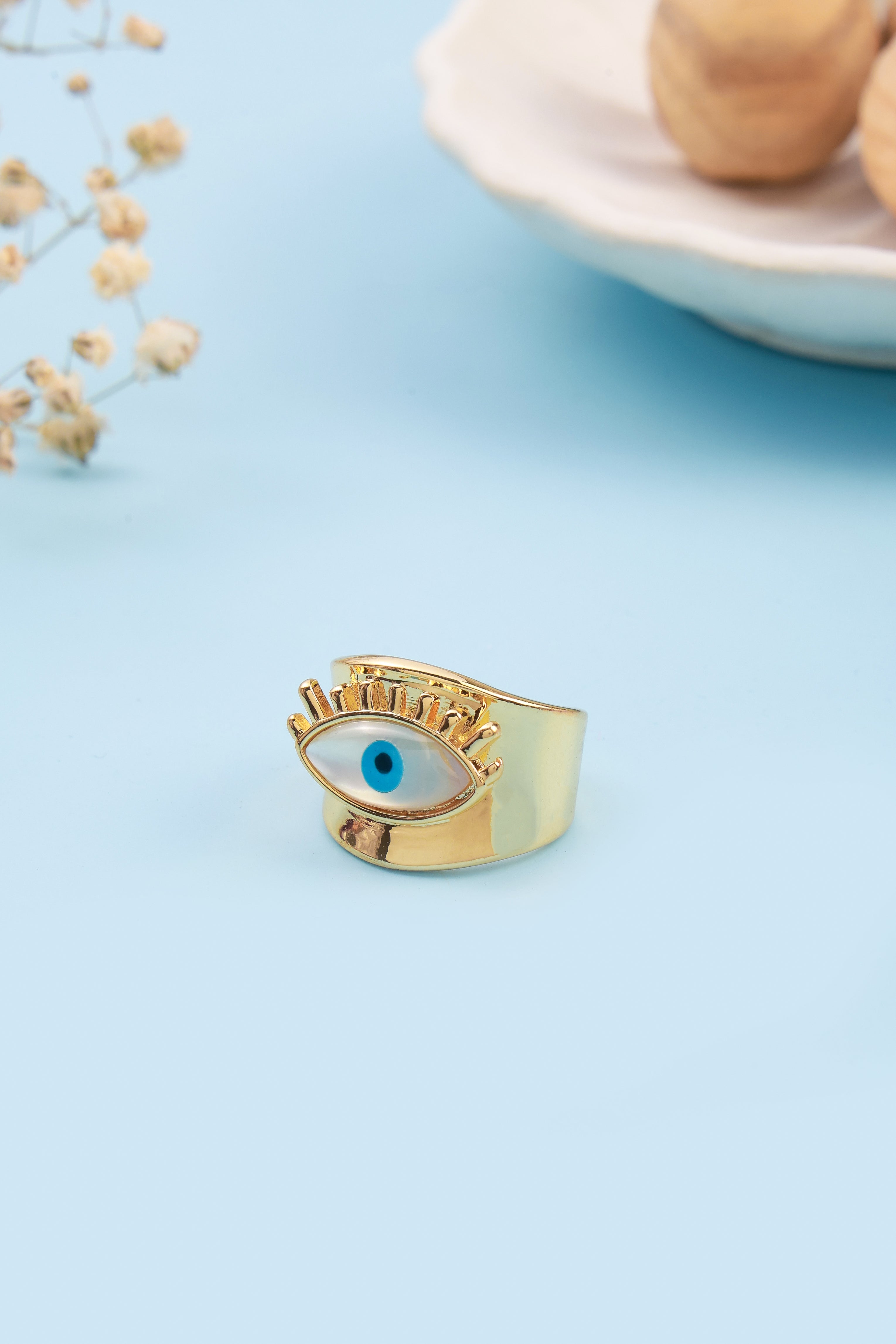 Eyelara Ring