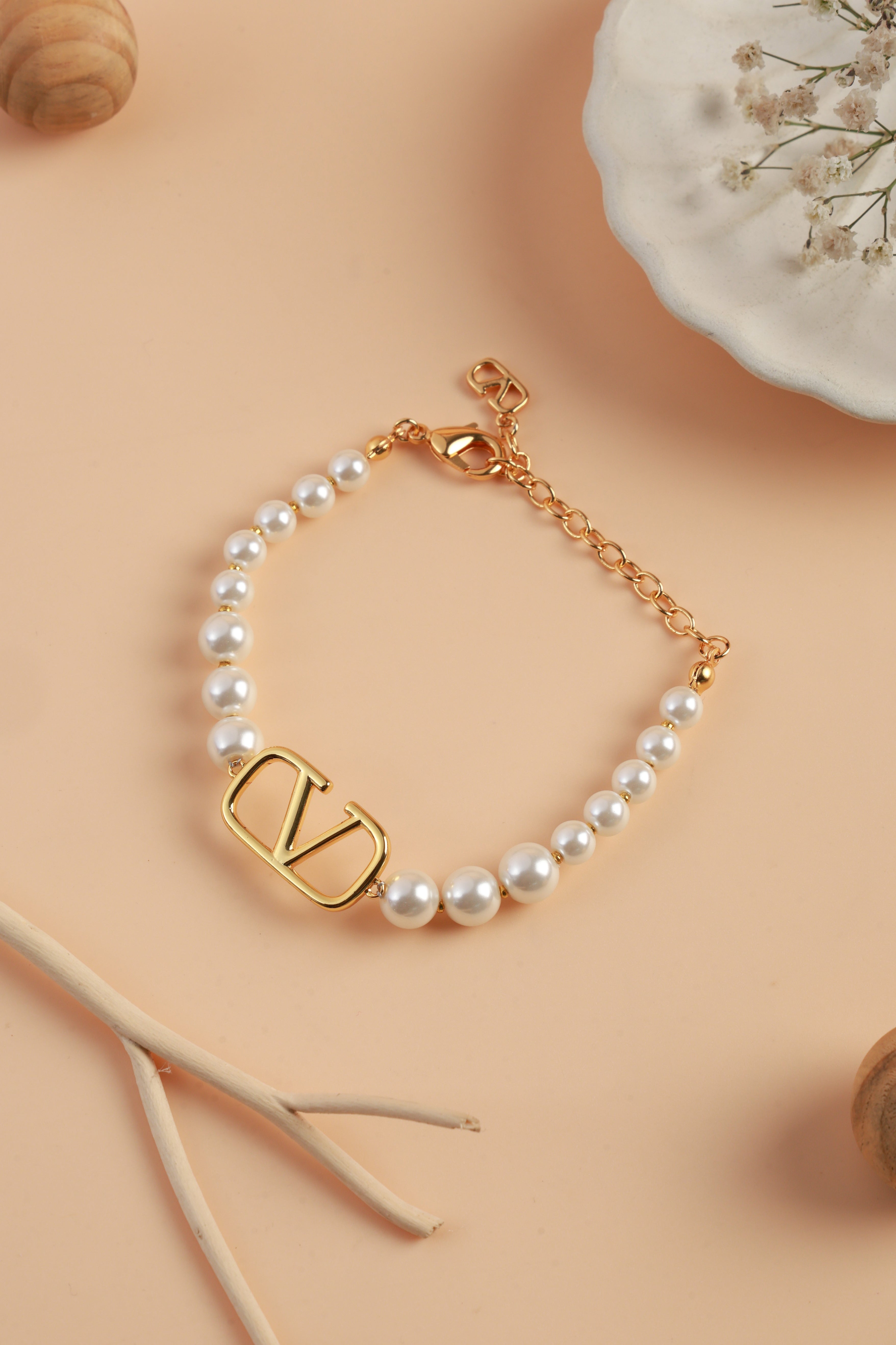 Lumi Pearl Bracelet