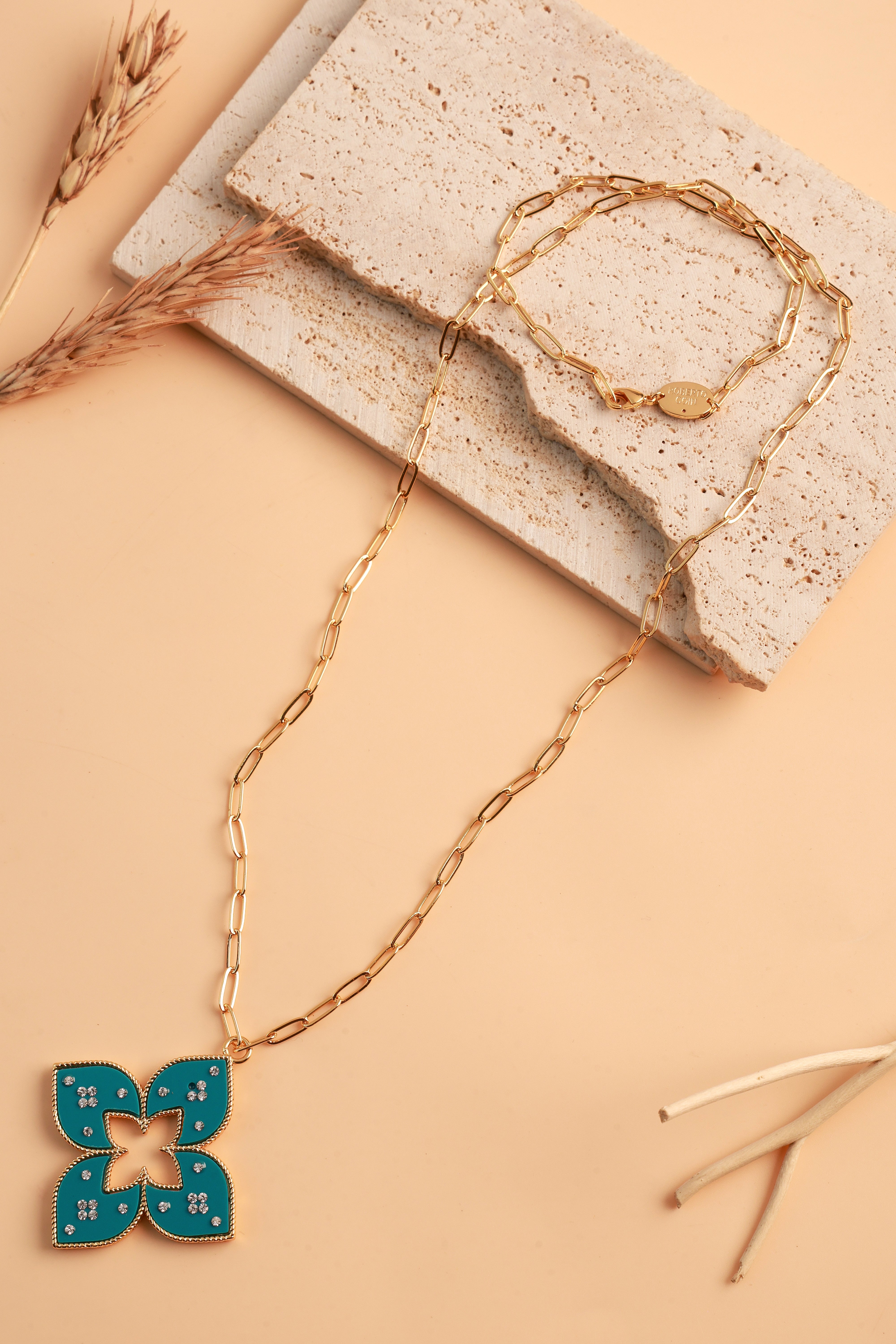 Nova Essence Neckchain