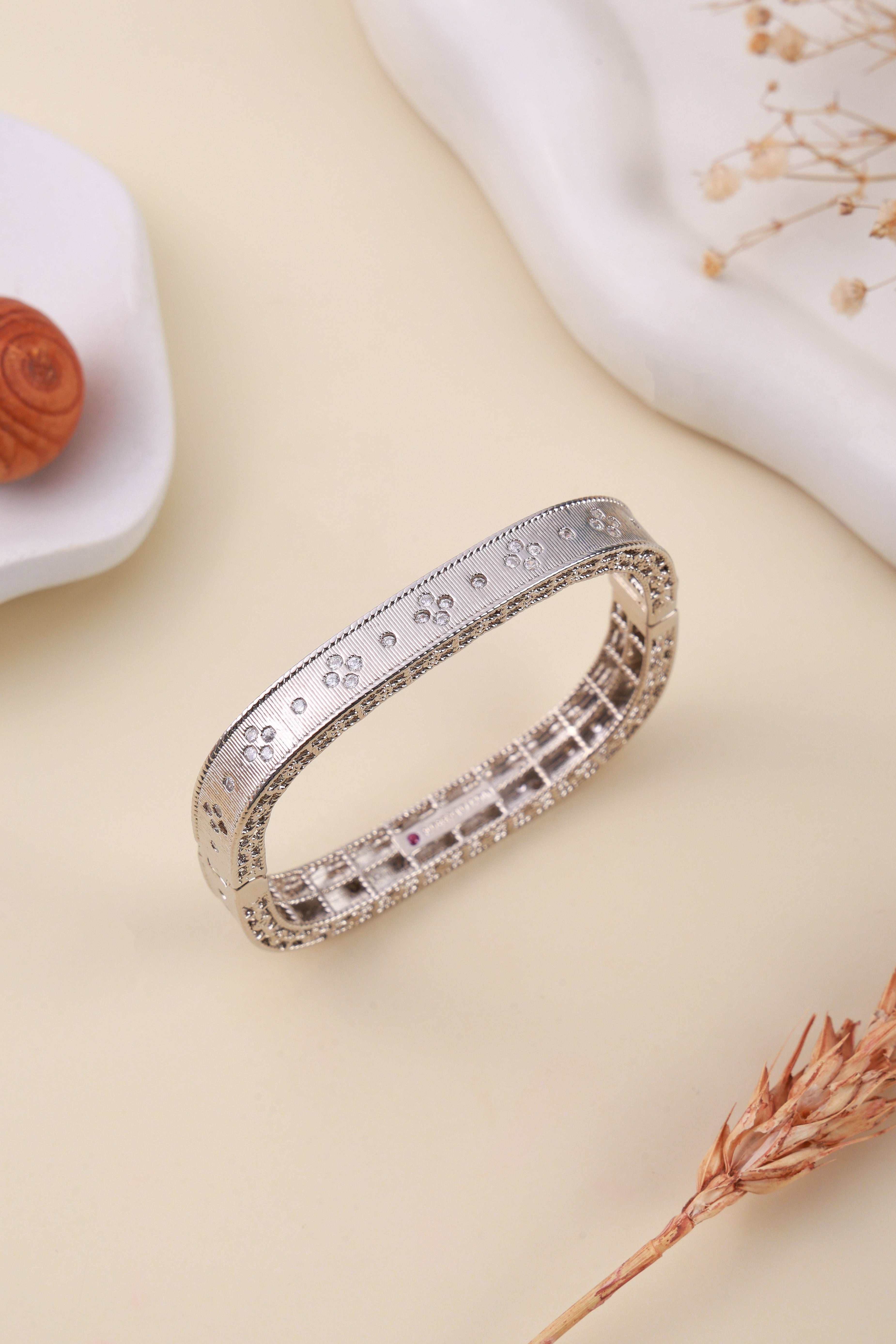 Estella Glow Bracelet