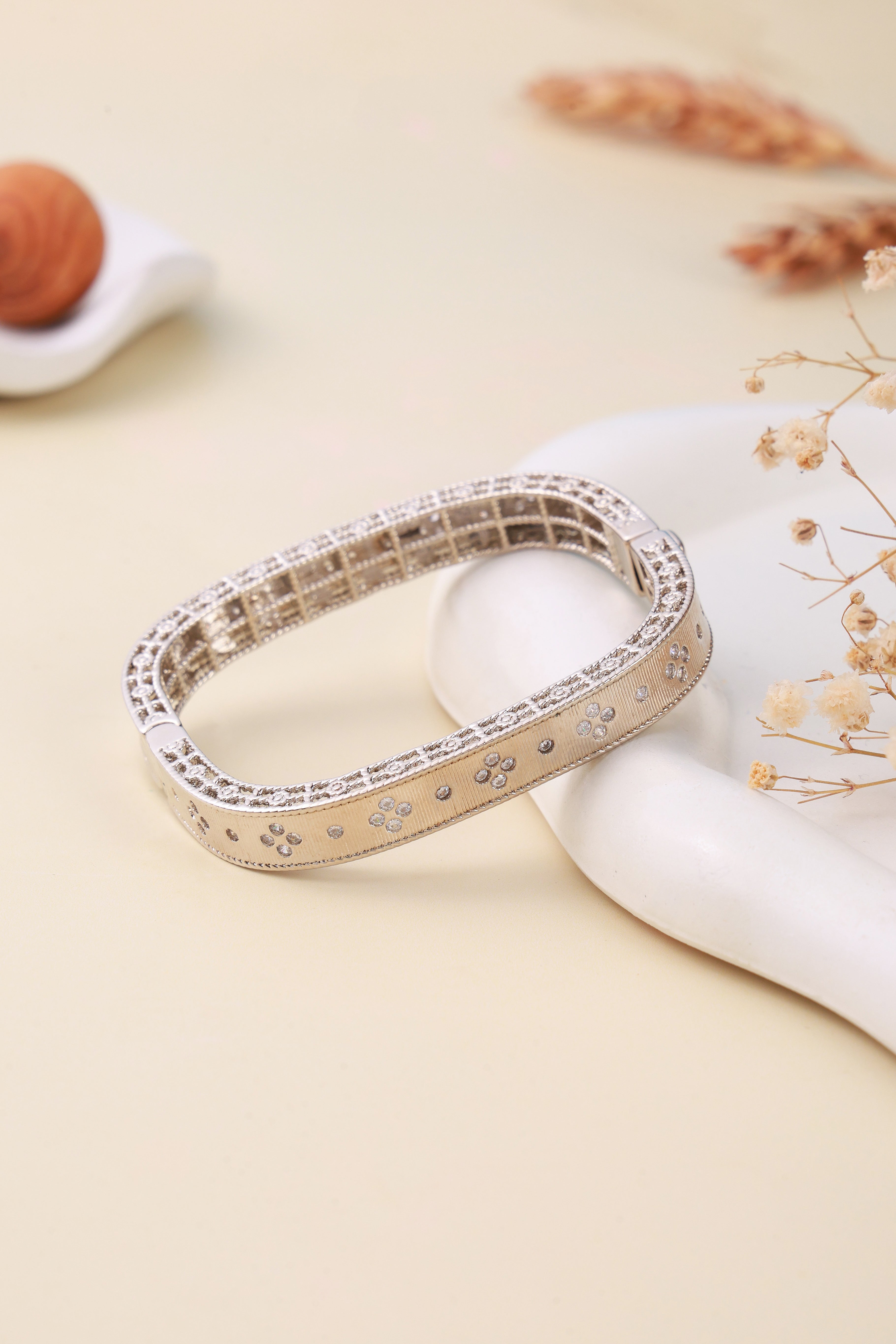 Estella Glow Bracelet