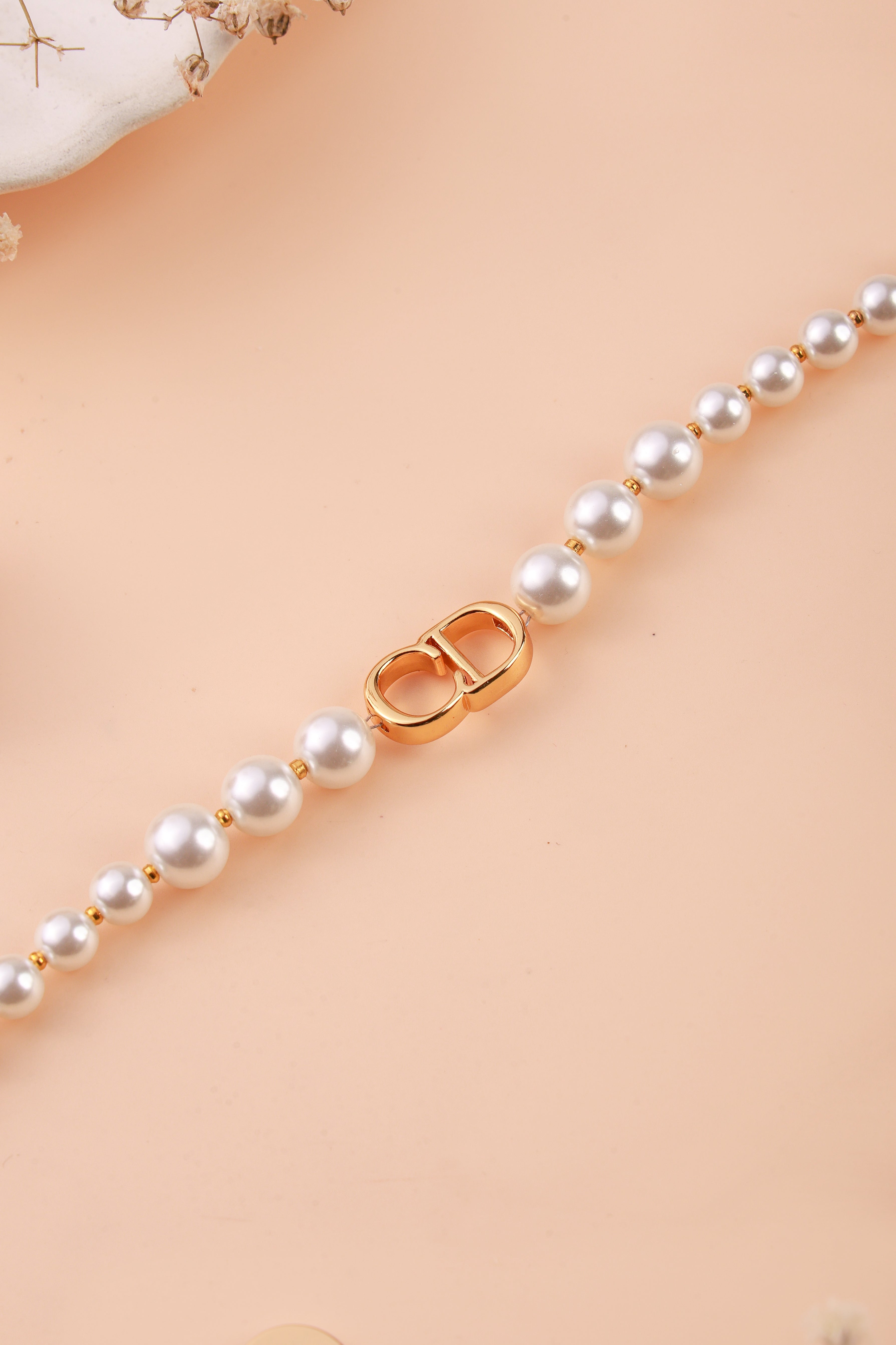 Honey Crest Bracelet