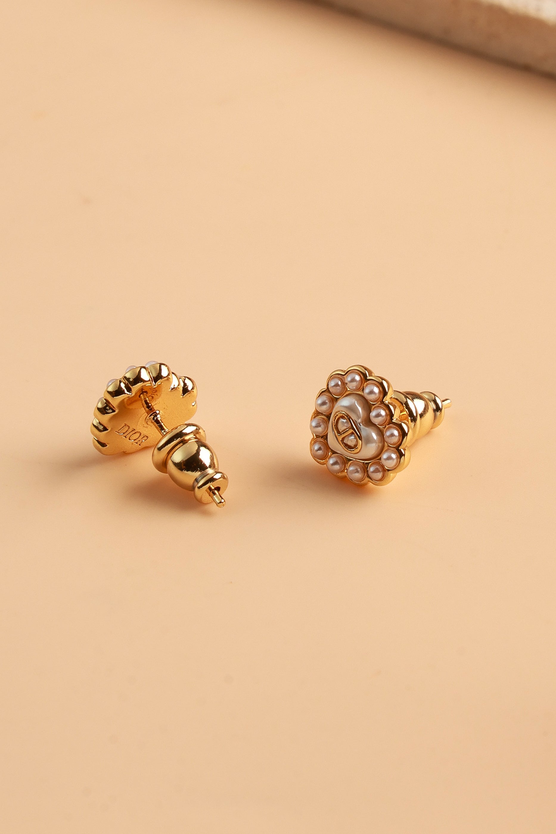 Sylvara Studs