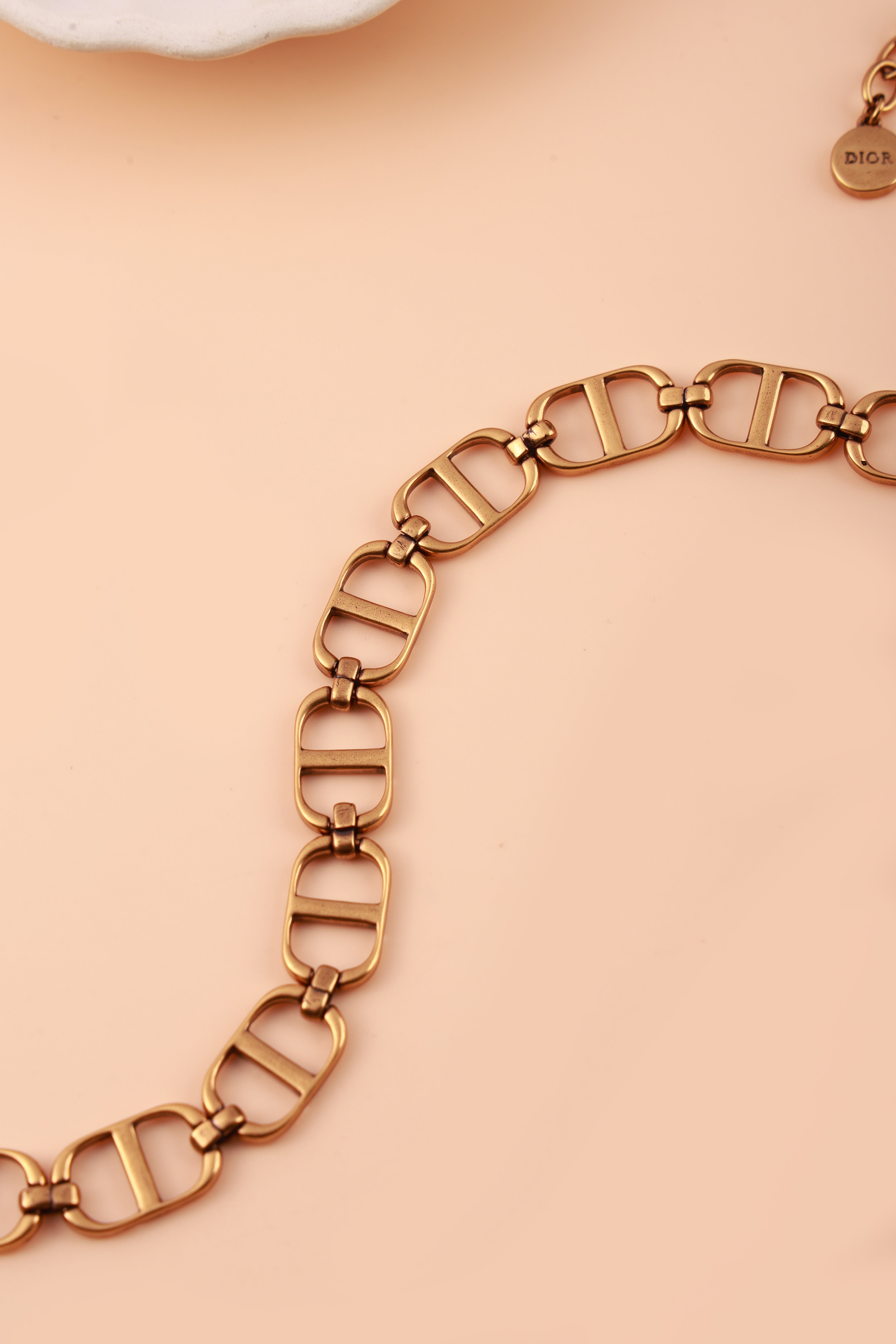 Grand Curve Neckchain