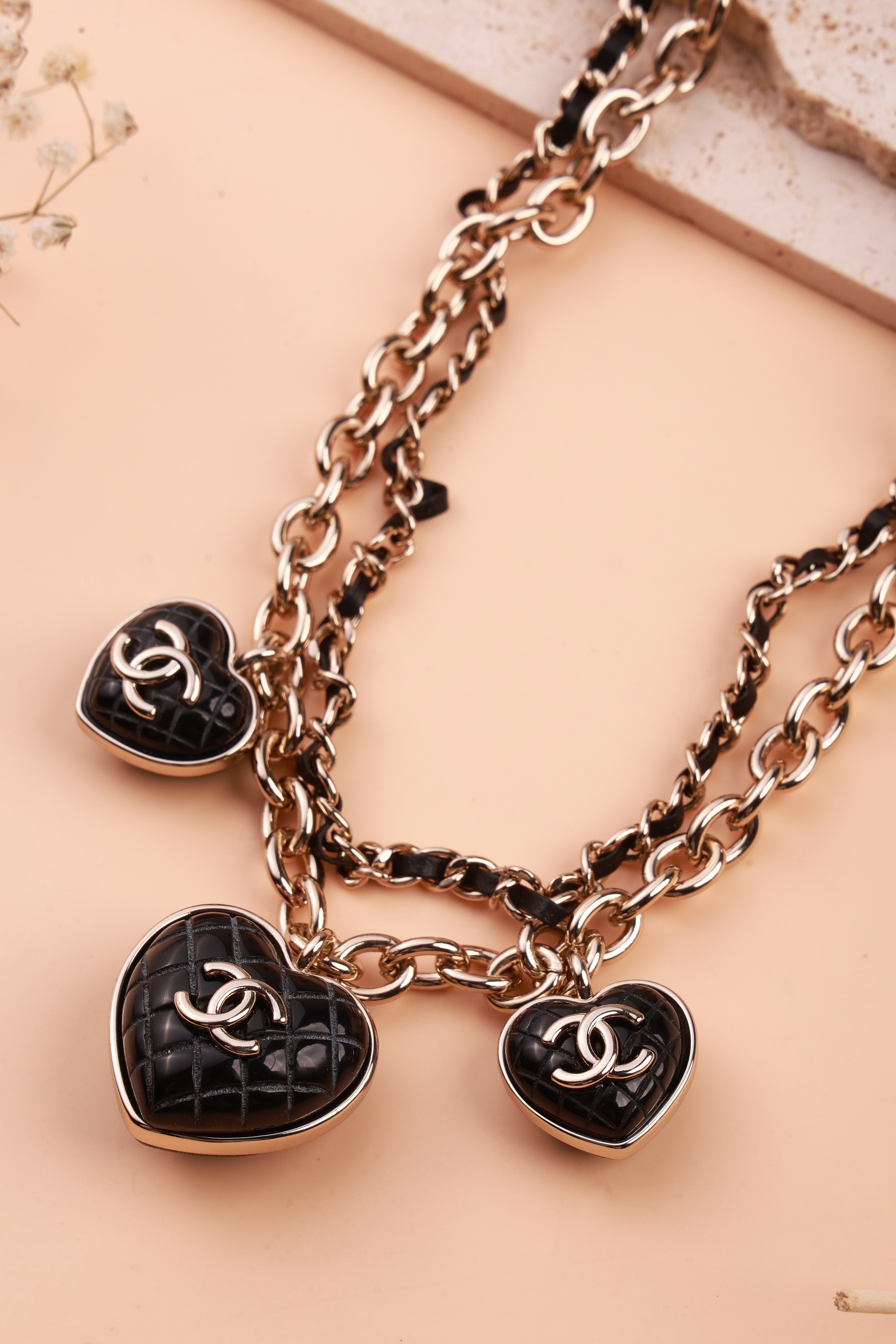 Desert Loop Neckchain