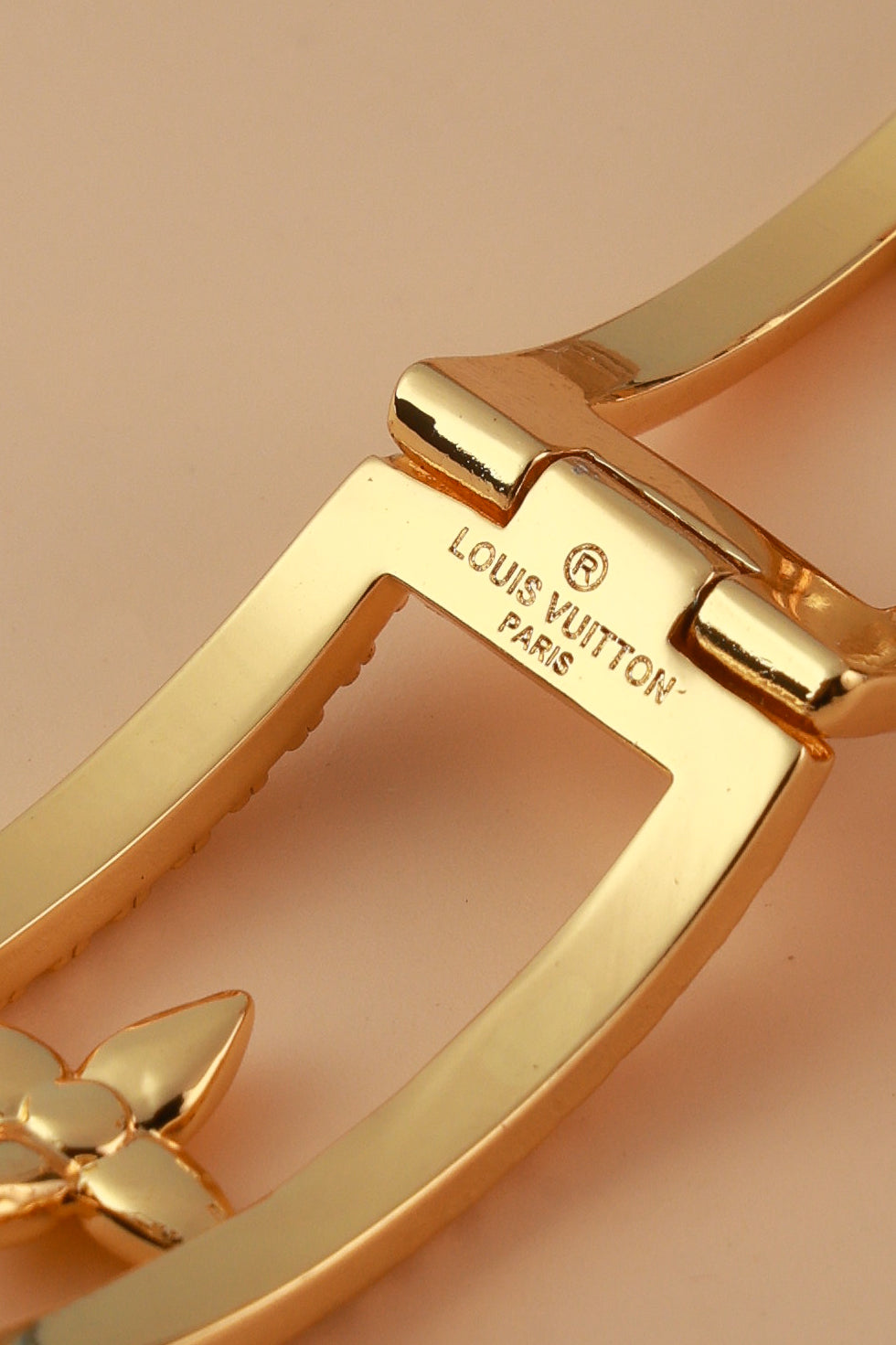 Noble Glow Bracelet