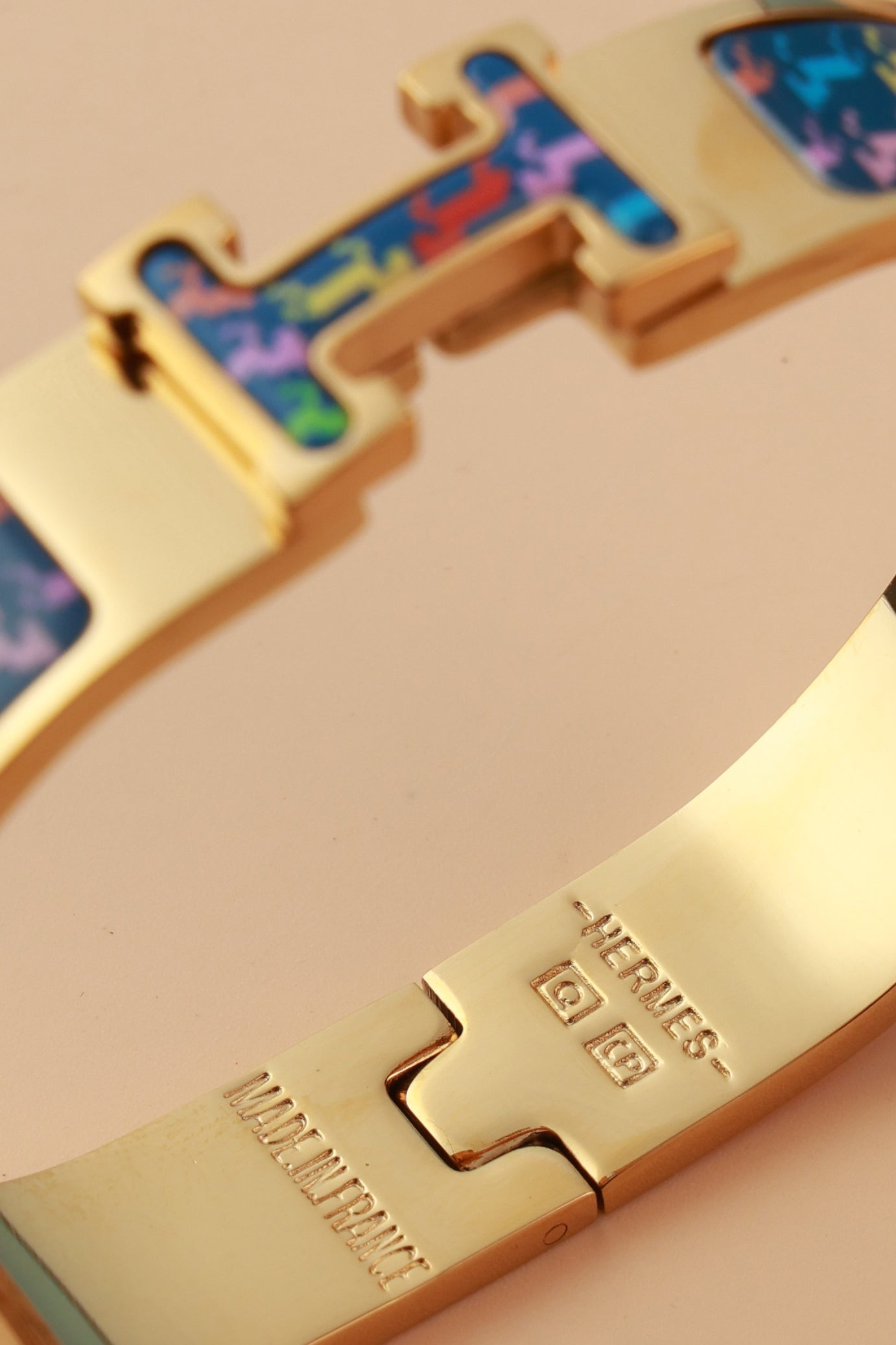 Crystal Reflection Bracelet