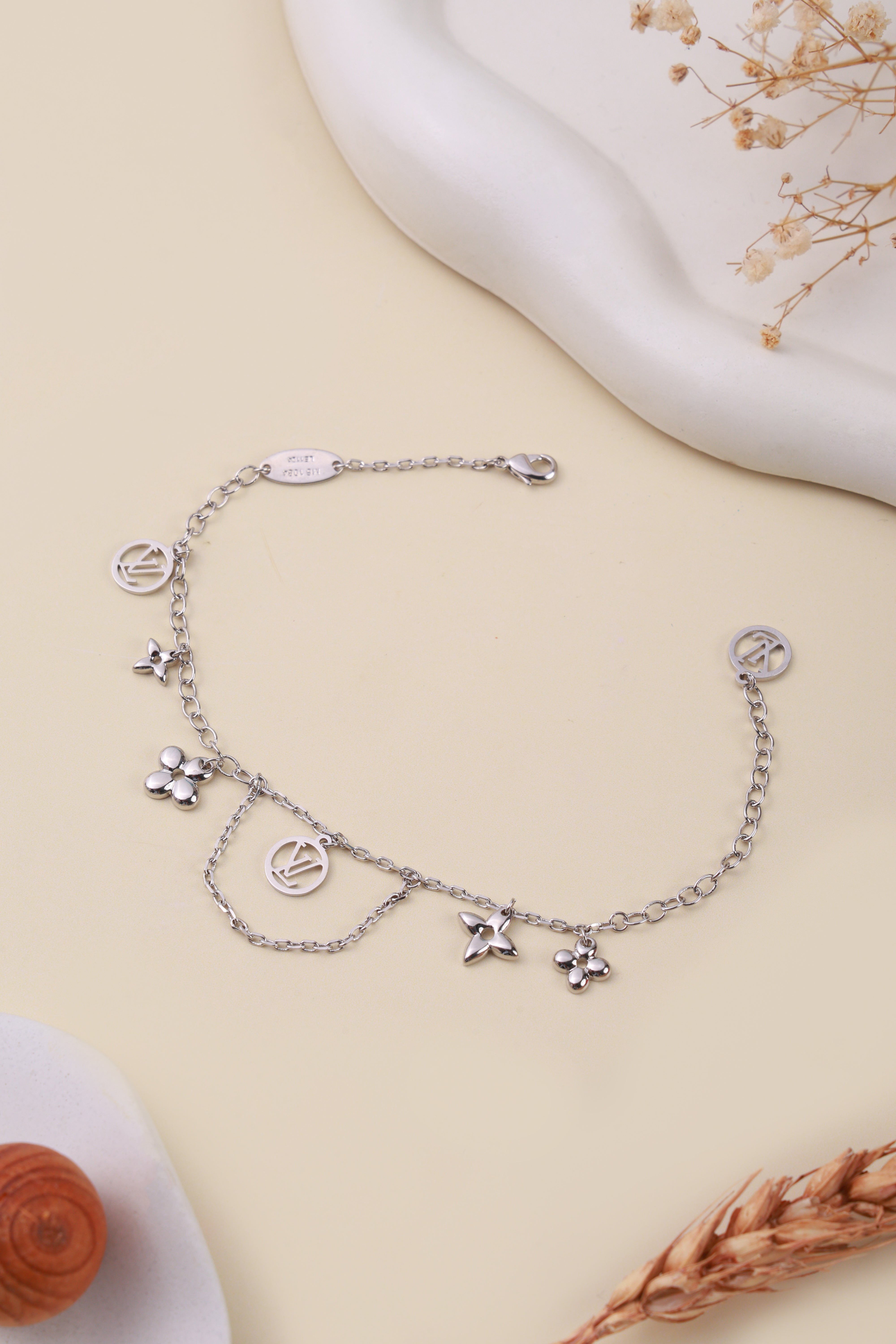 Elvoria Luxe Bracelet