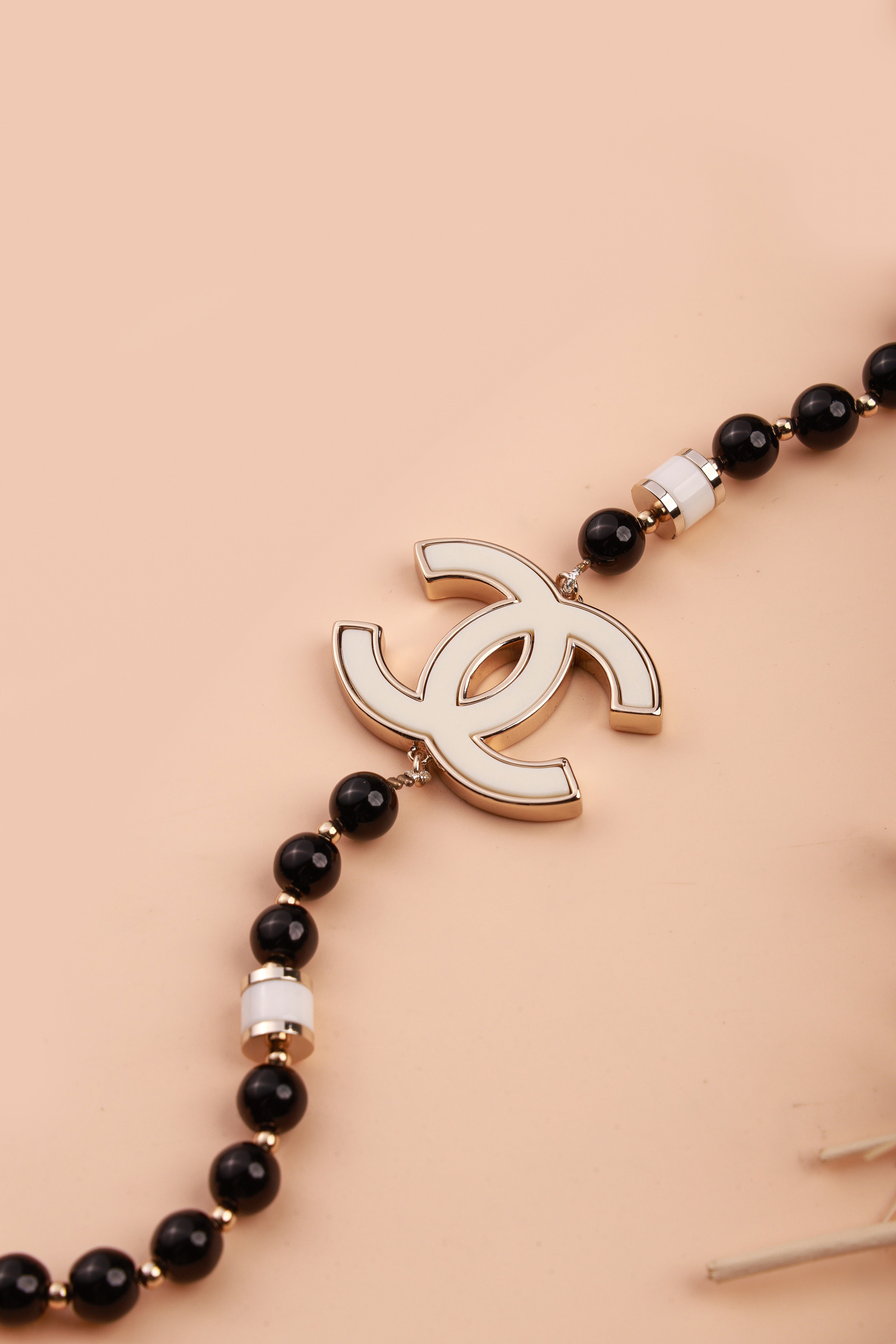 Vintage Flow Neckchain