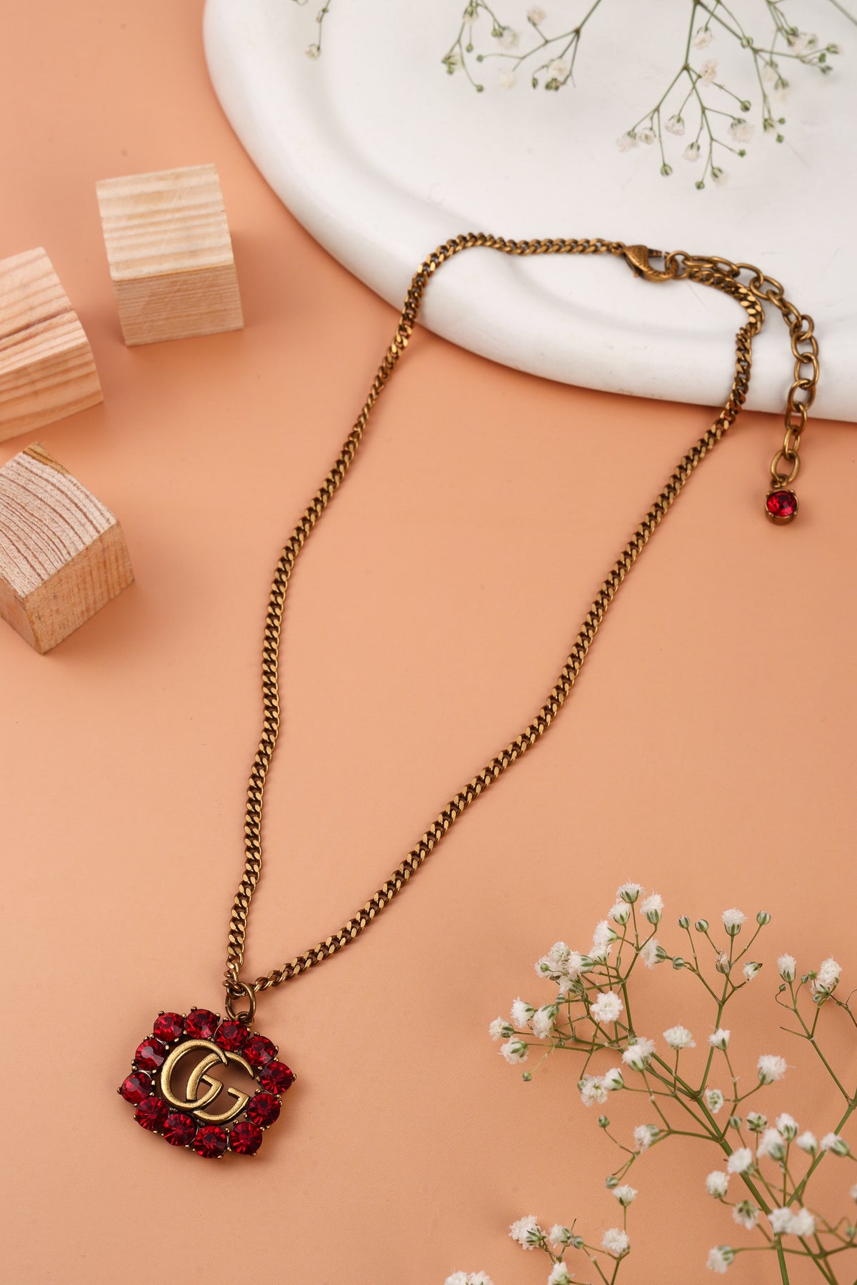 Elarie Neckchain