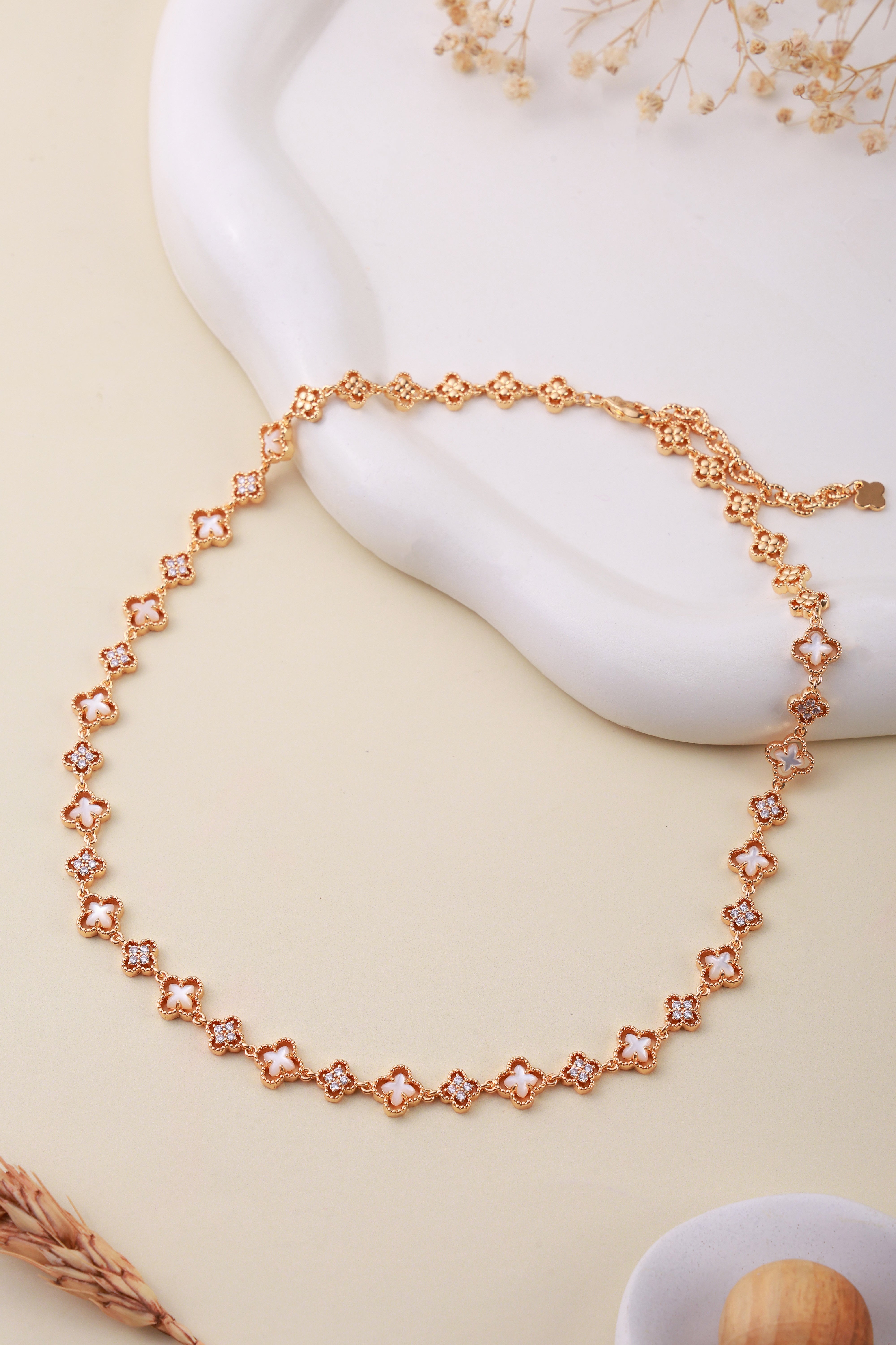 Caloria Glow Neckchain