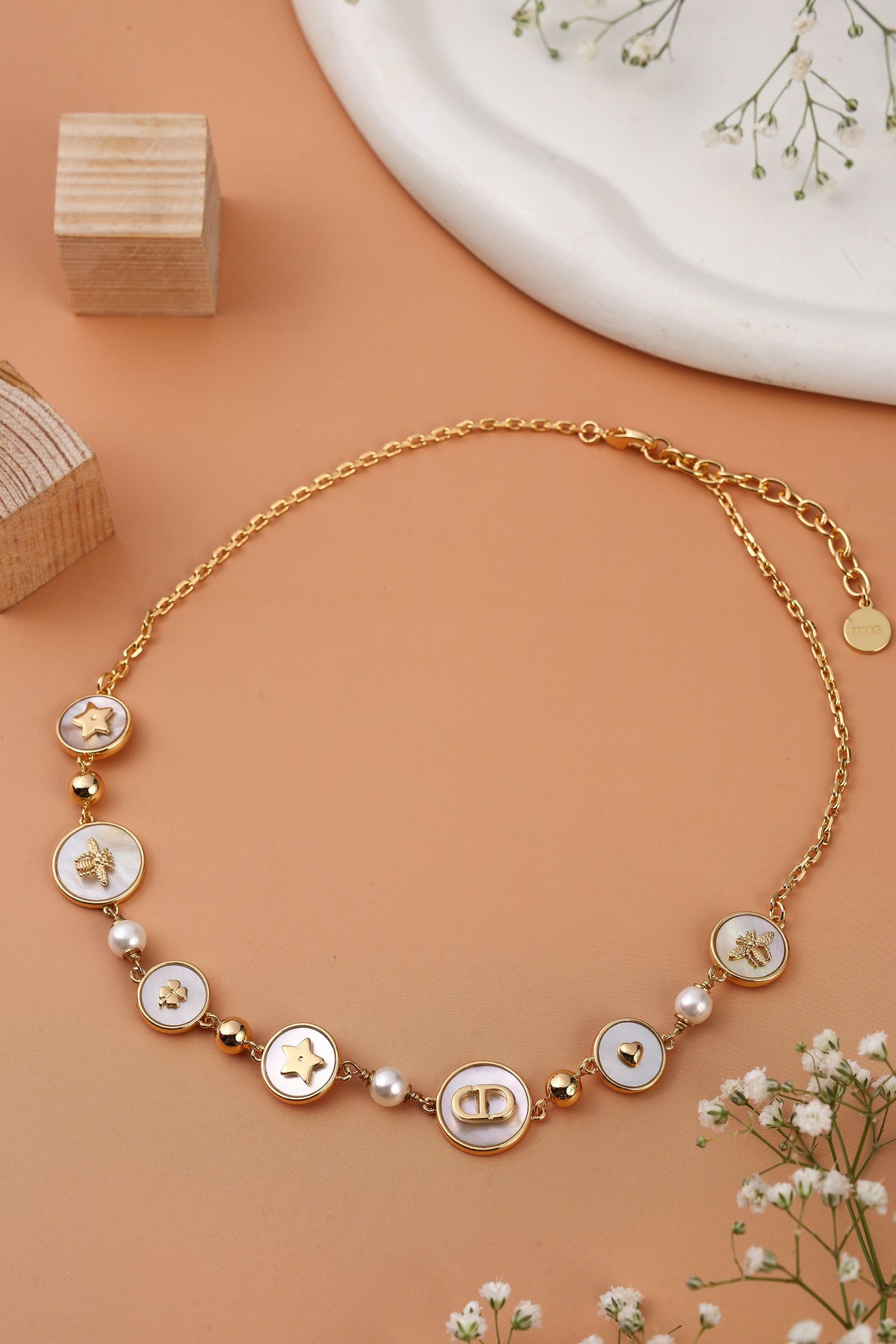 Elsinore Neckchain