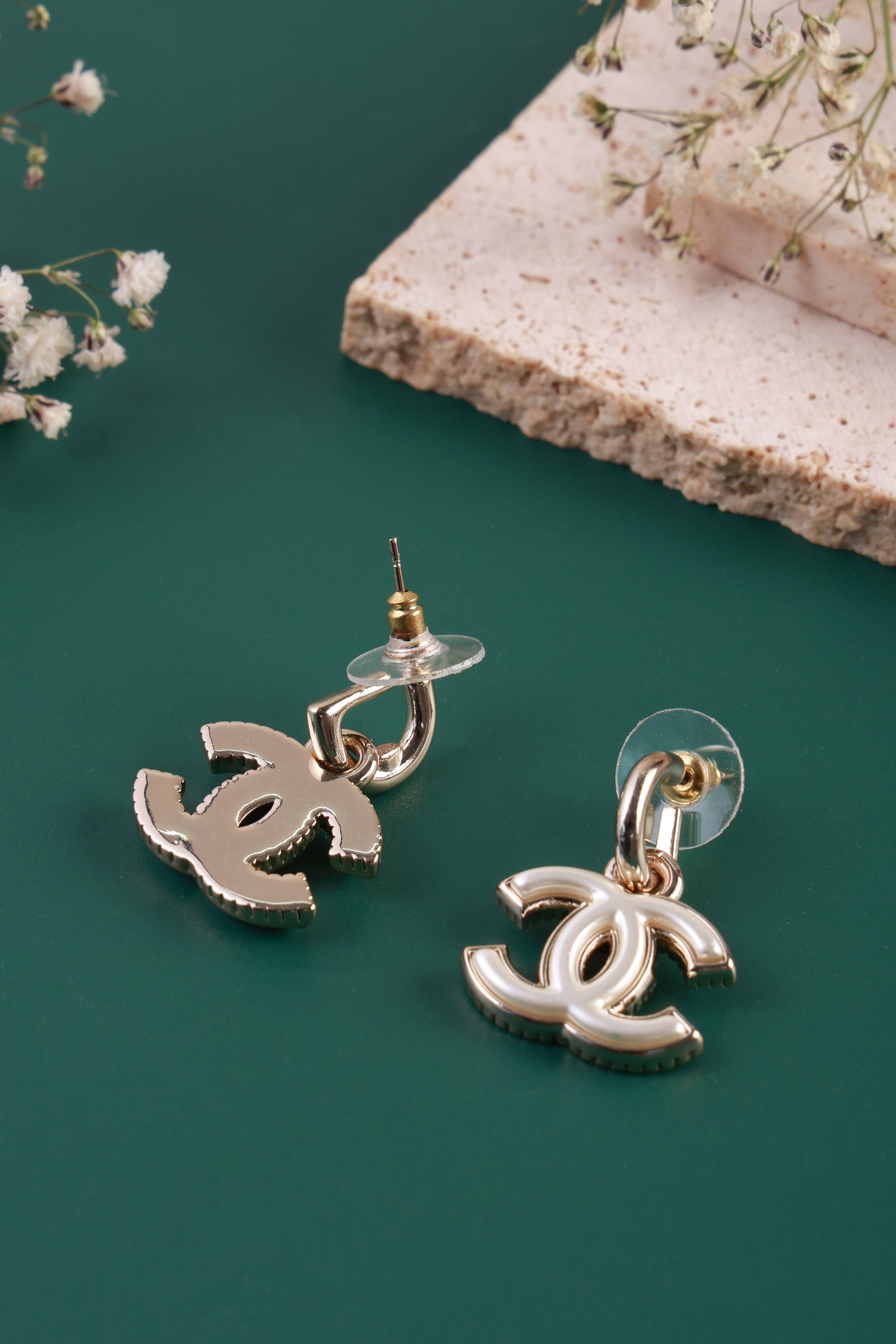 Veyra White Earrings