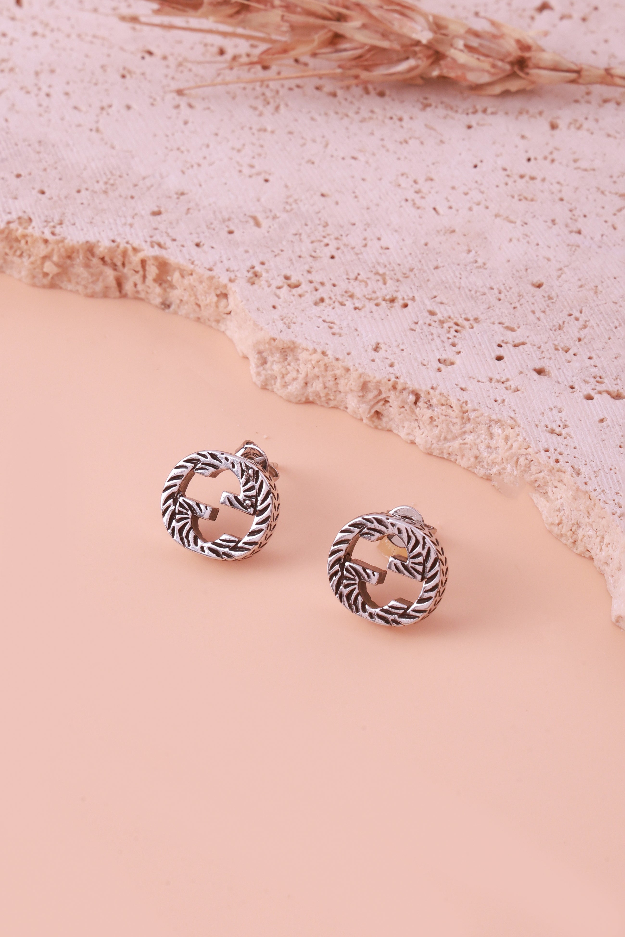 Stellar Edge Studs
