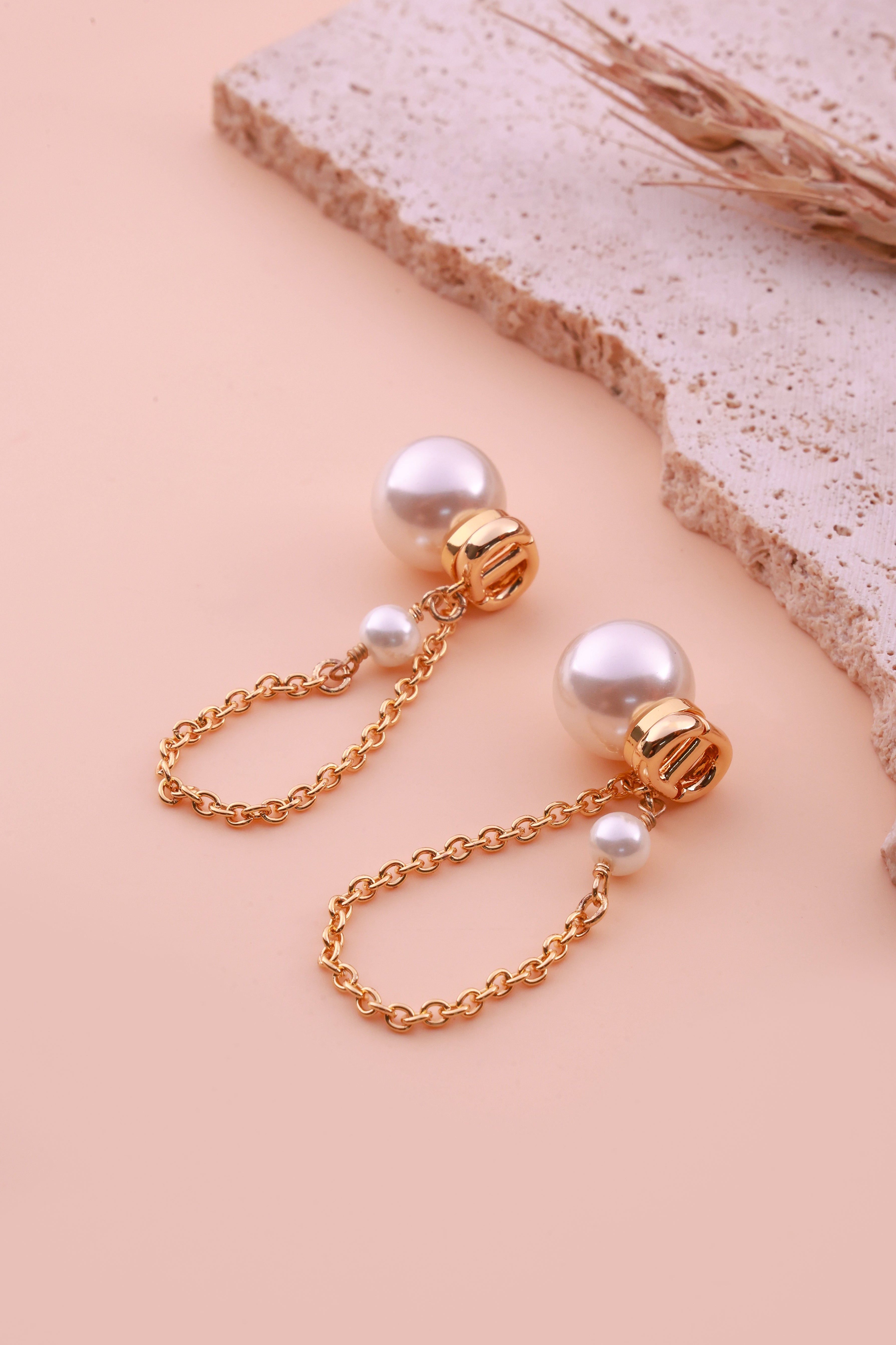 Moon Gold Diot Earrings
