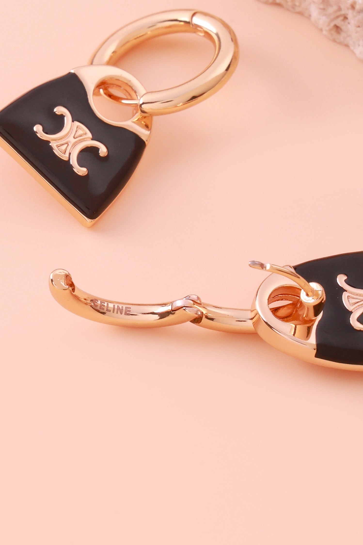 Lockette Black Celone Earrings