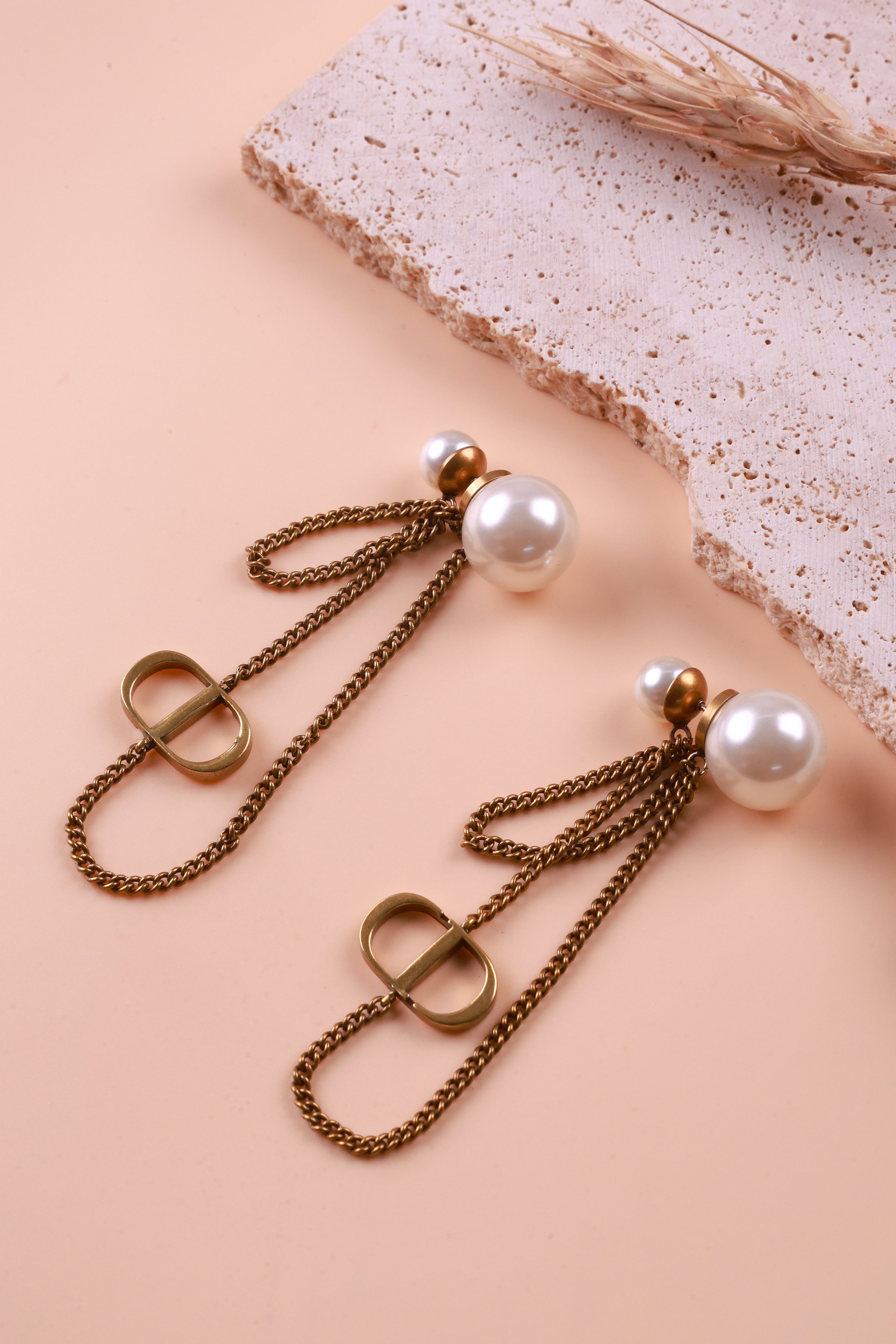 Pearl Drape Diot Earrings
