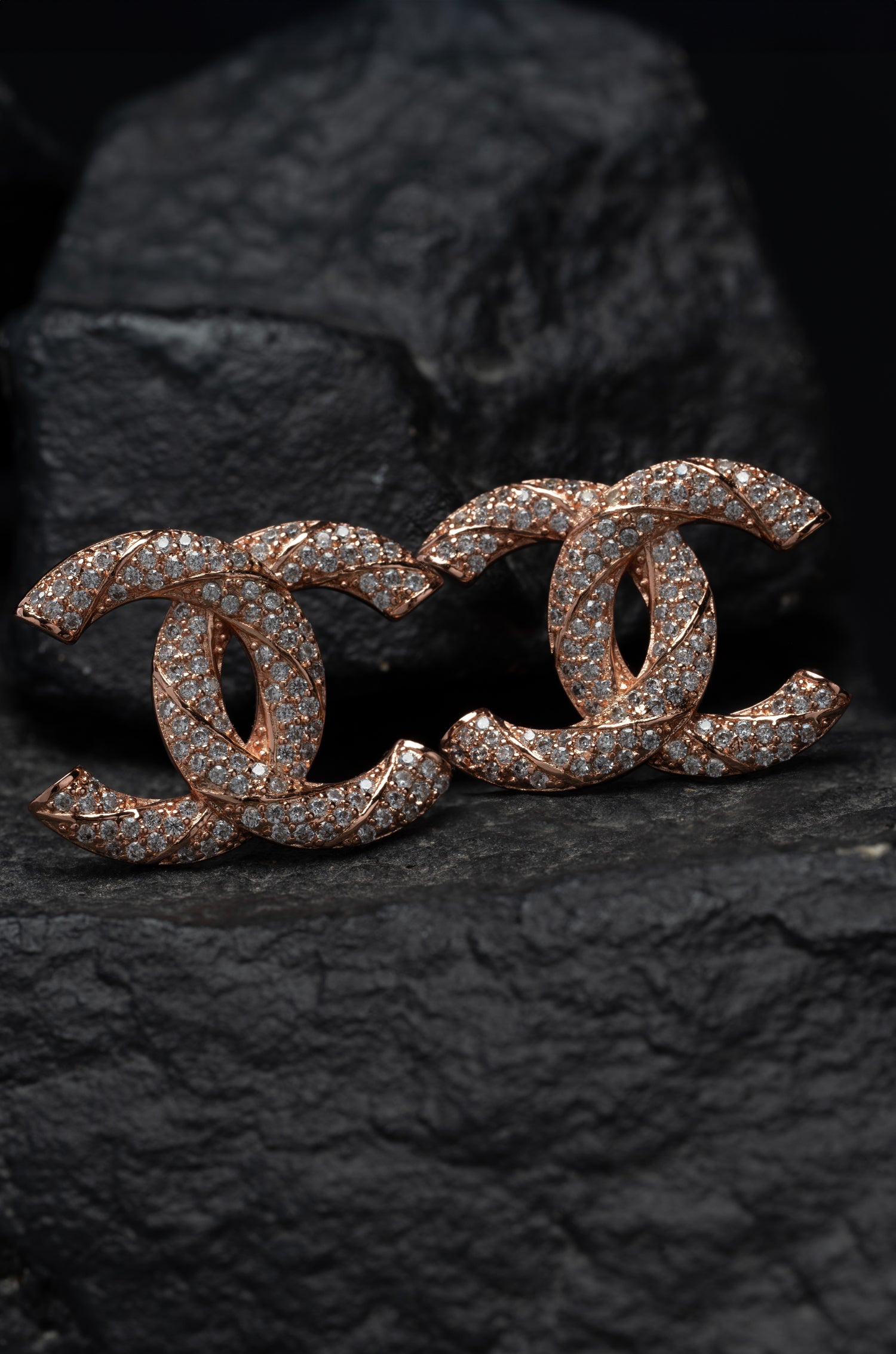 Chic Shanel Studs