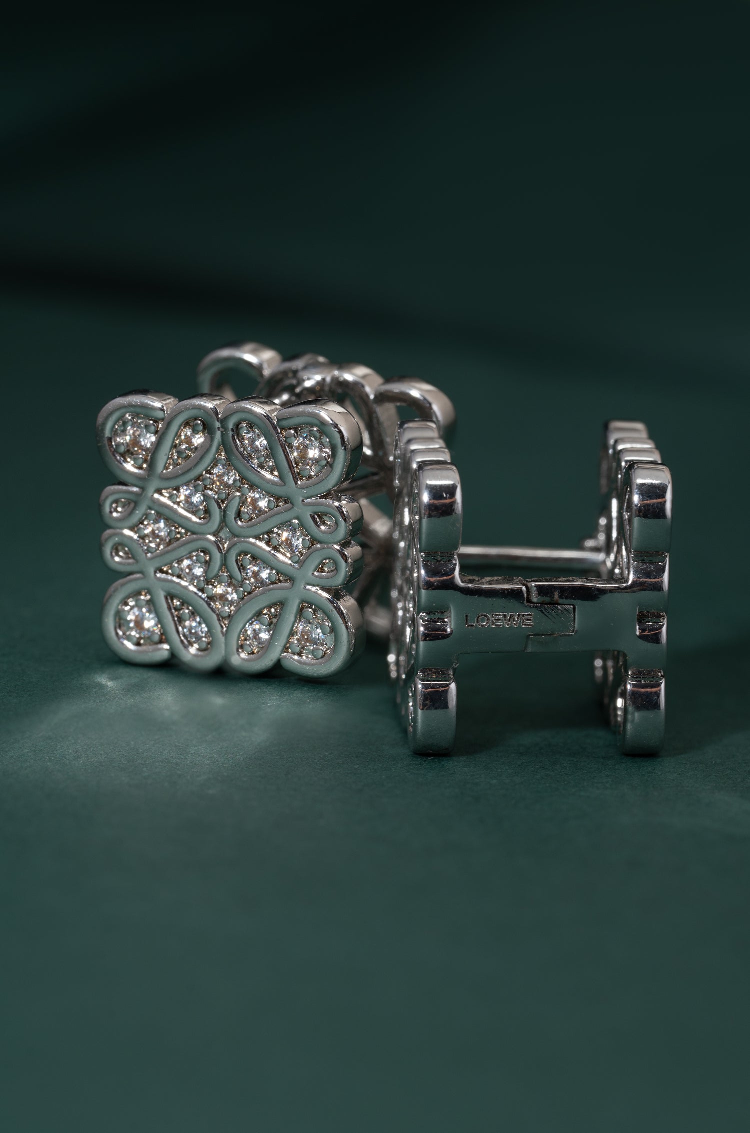 Anagram Lowe Earrings