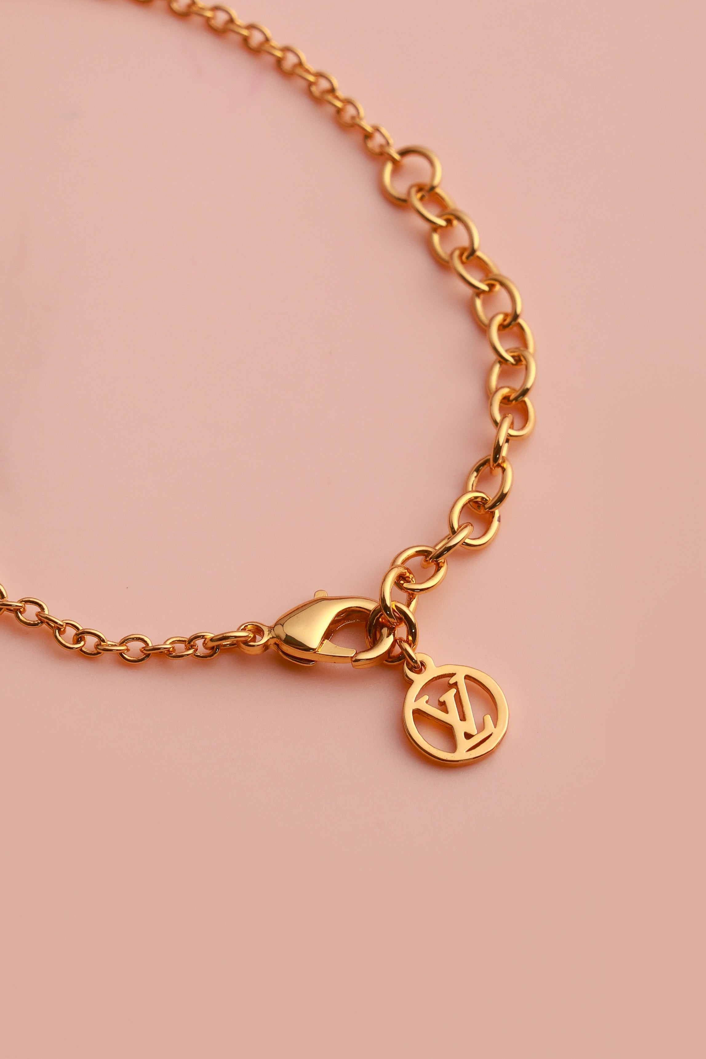 Golden Lobster Clasp Elvy Bracelet