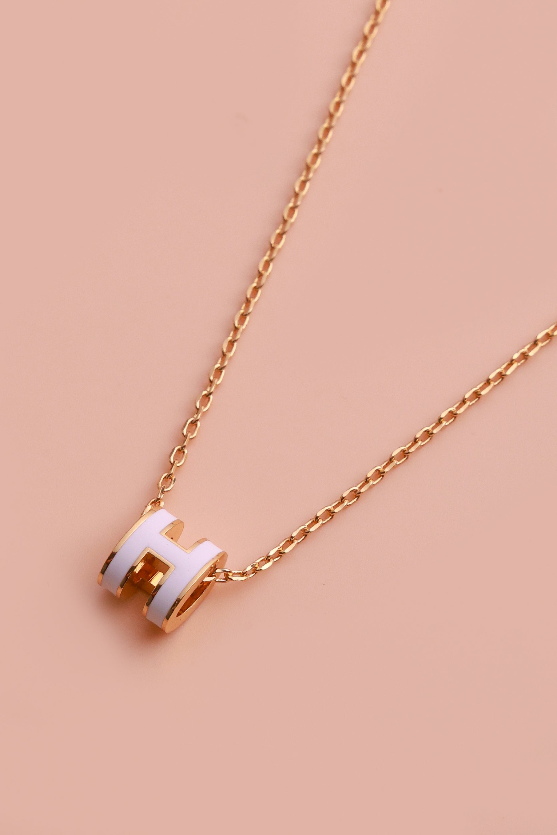Lavender Barrel Luxe Hermie Neckchain